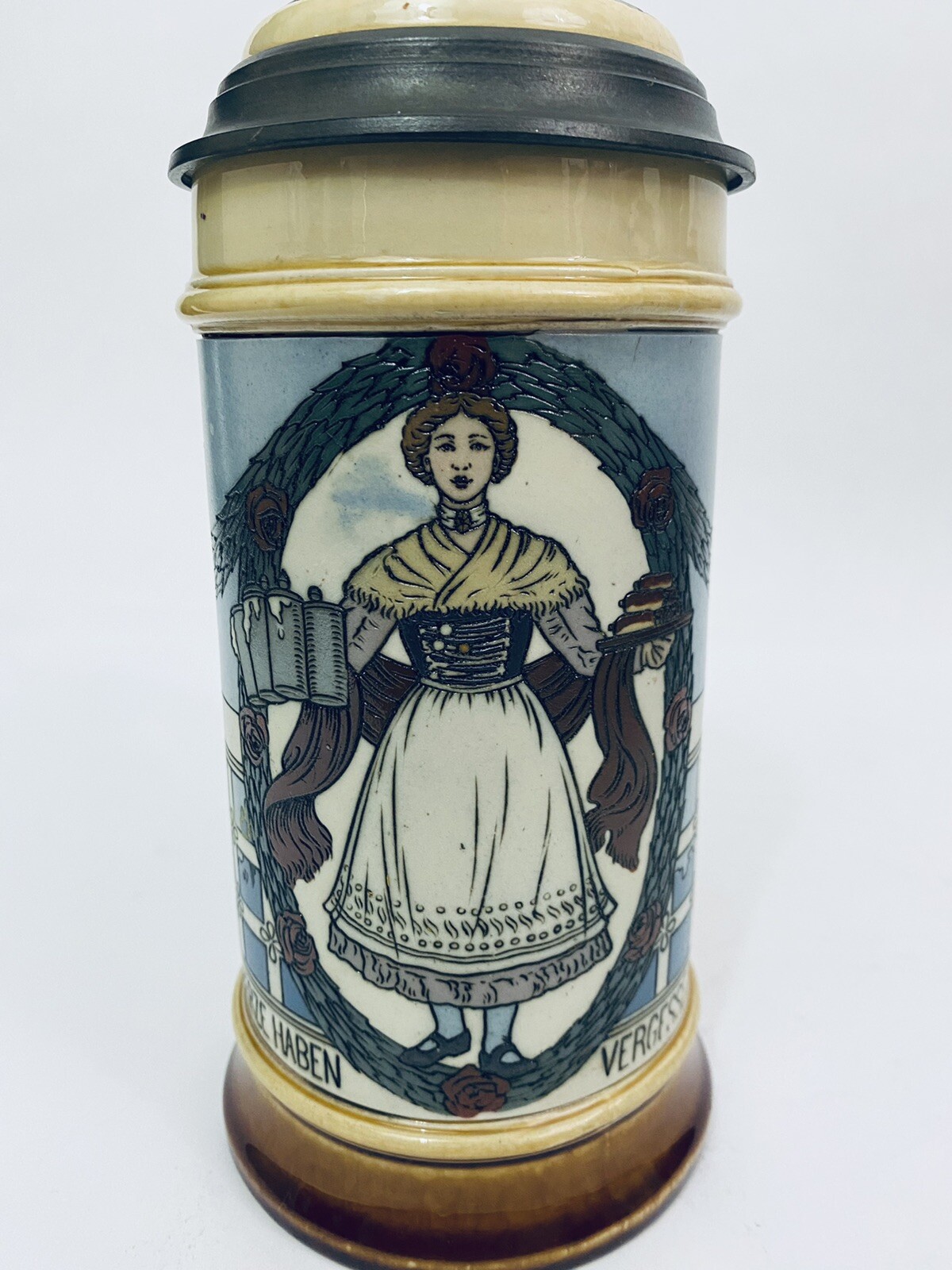 Mettlach 2939 Antique German Beer Stein Barmaid .5 Liter Gift with handle repair
