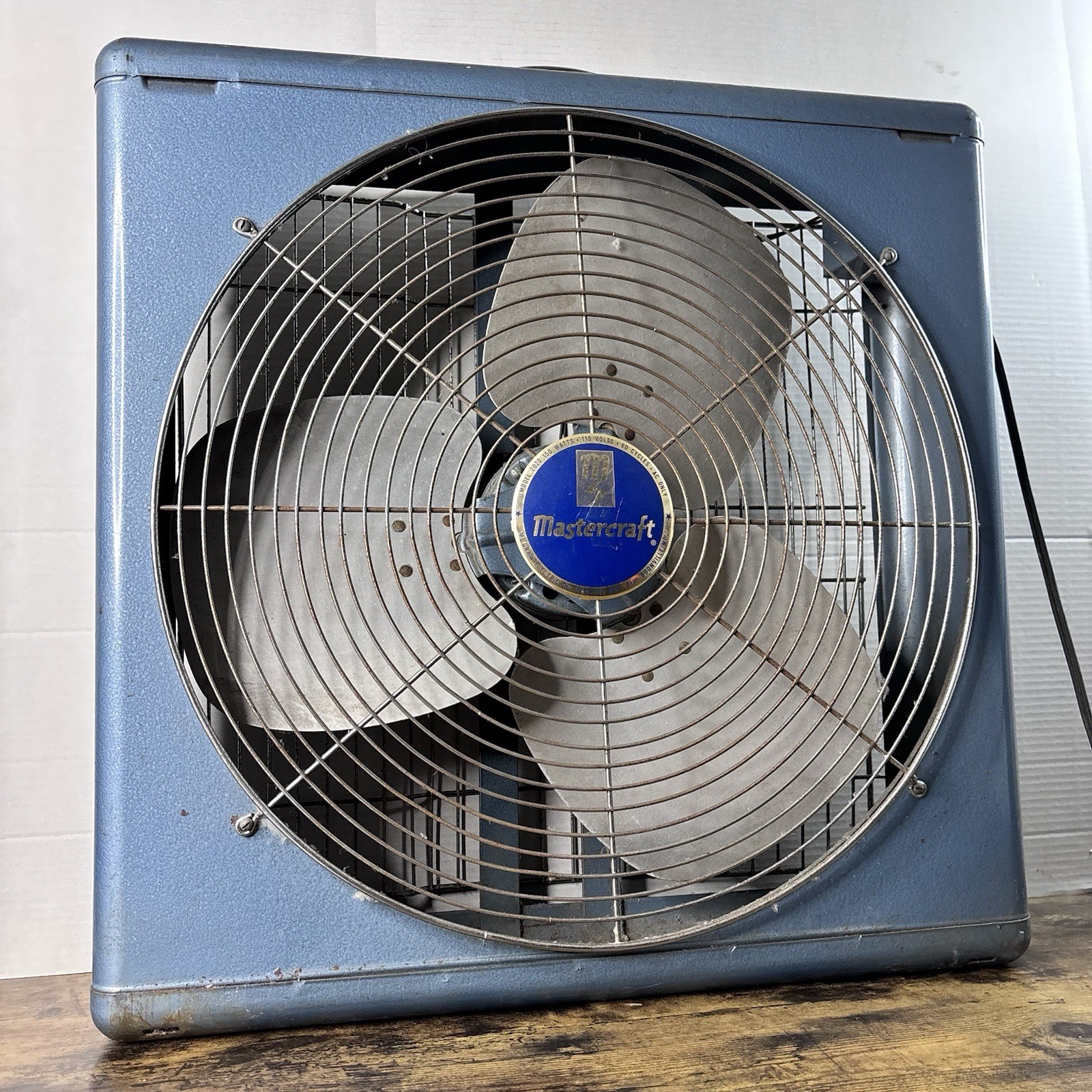 VTG 23” Mastercraft Model 2020 Blue Metal Box Fan McGraw Electric BERSTED Mfg VTG 23” Mastercraft Model 2020 Blue Metal Box Fan McGraw Electric BERSTED Mfg