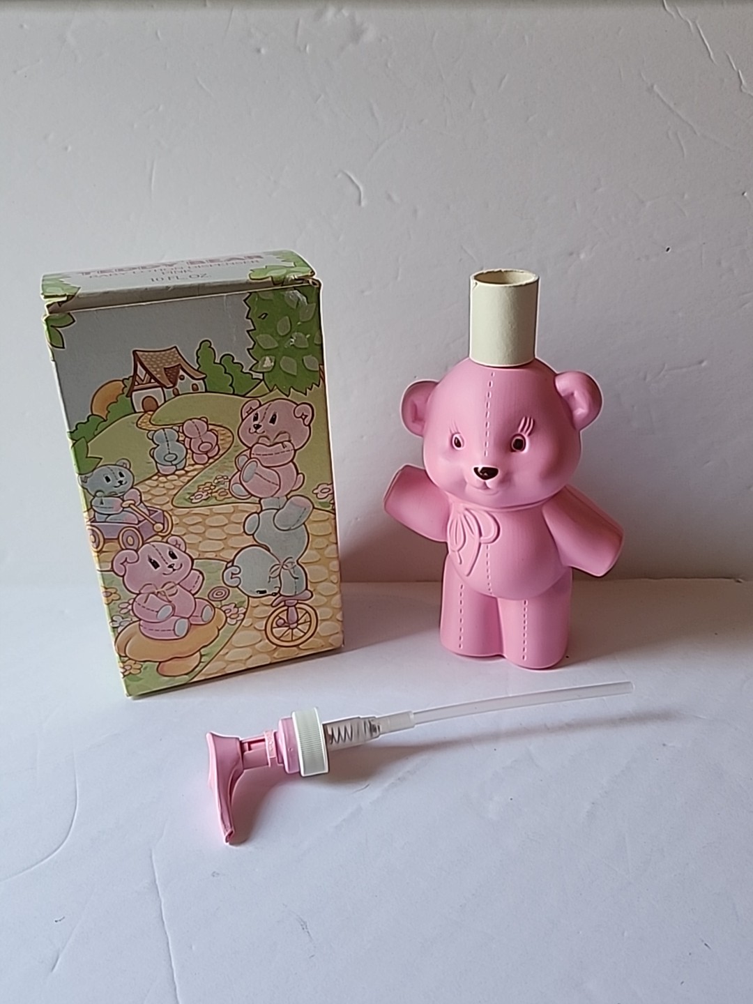 Vintage 1981 UNUSED Avon Teddy Bear Baby Lotion Bottle Soap Dispenser Pink W/Box Vintage 1981 UNUSED Avon Teddy Bear Baby Lotion Bottle Soap Dispenser Pink W/Box