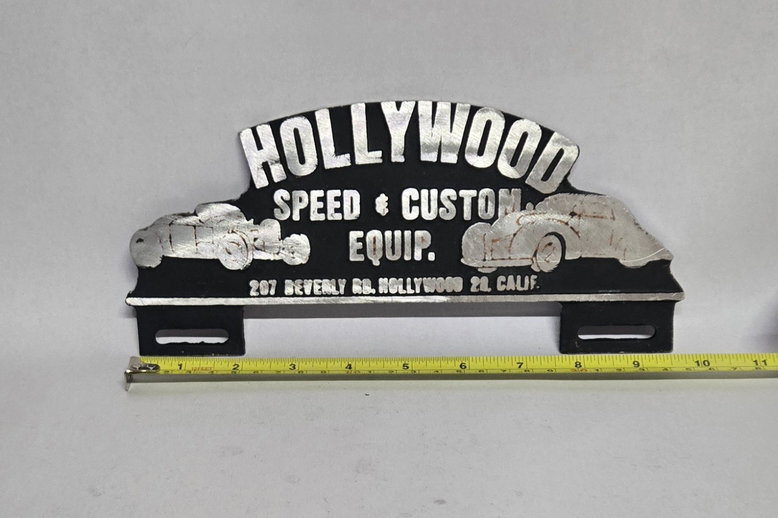 VINTAGE CAST ALUMINUM  HOLLYWOOD  SPEED & CUSTOM CAR CLUB  TOPPER 