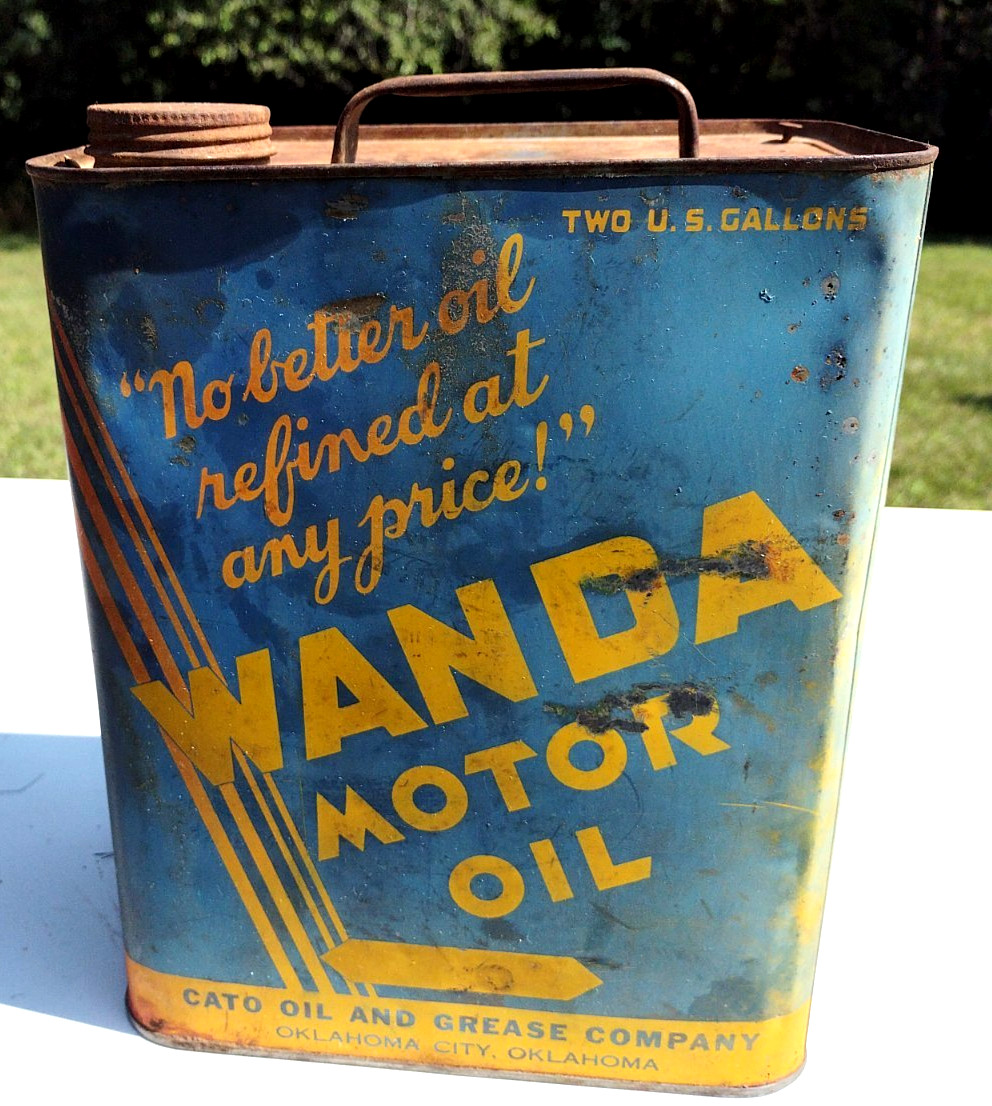 Vintage Wanda Oil Rare 2 Gallon OIL CAN Cato Oil co GARAGE SHOP TIN GAS AND OIL