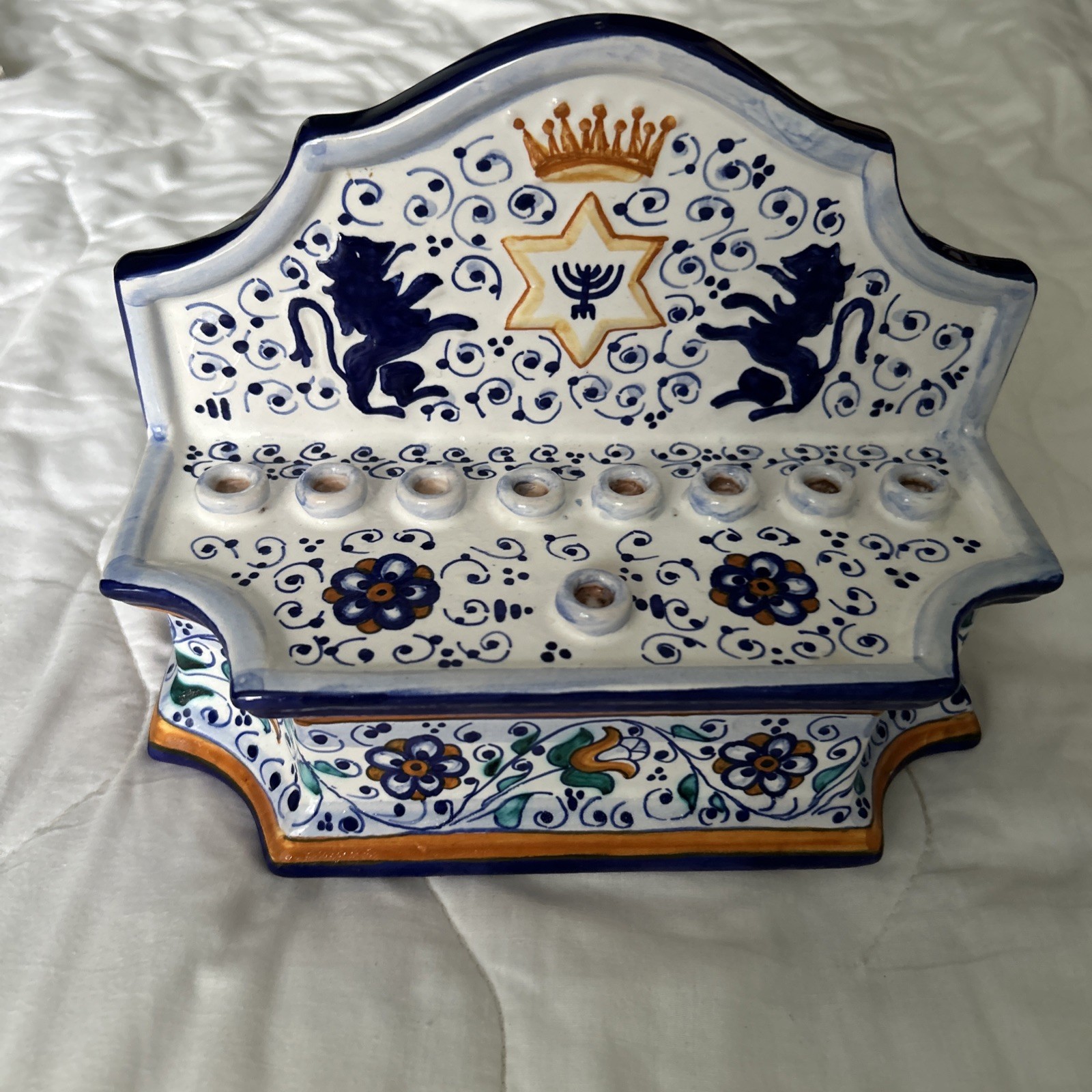 Italia jUDAICA Hand Made and Painted Menorah  Made In Faenza Italy 6x8 Inc