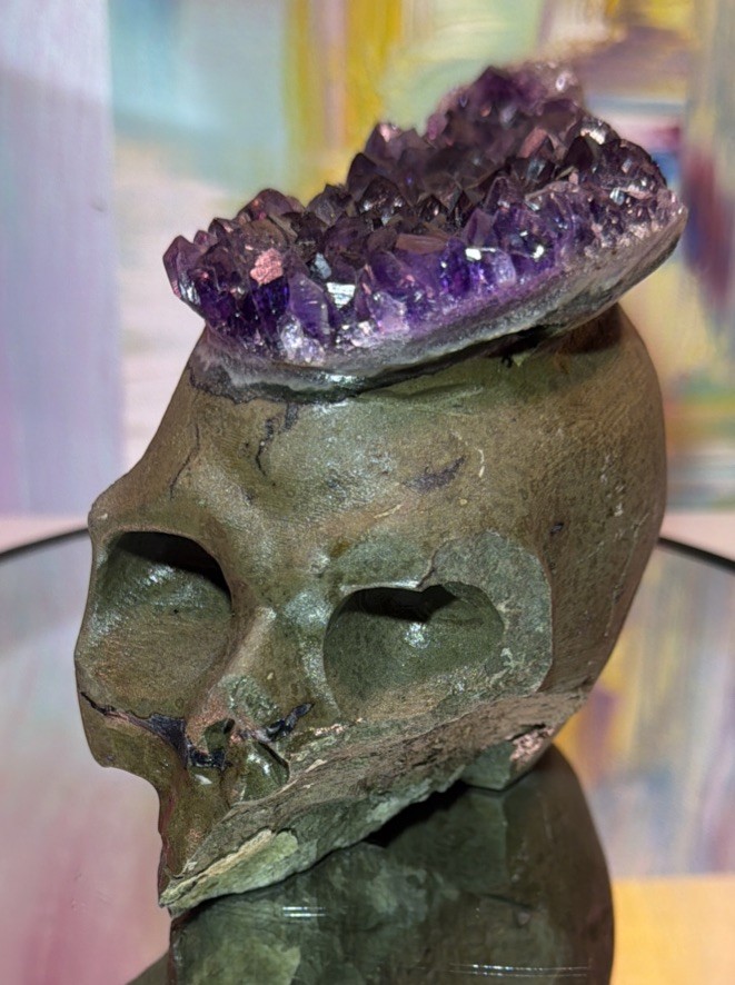 Unique shape lost one Purple Amethyst Crystal Druzy Geode Skull Decor Piece 