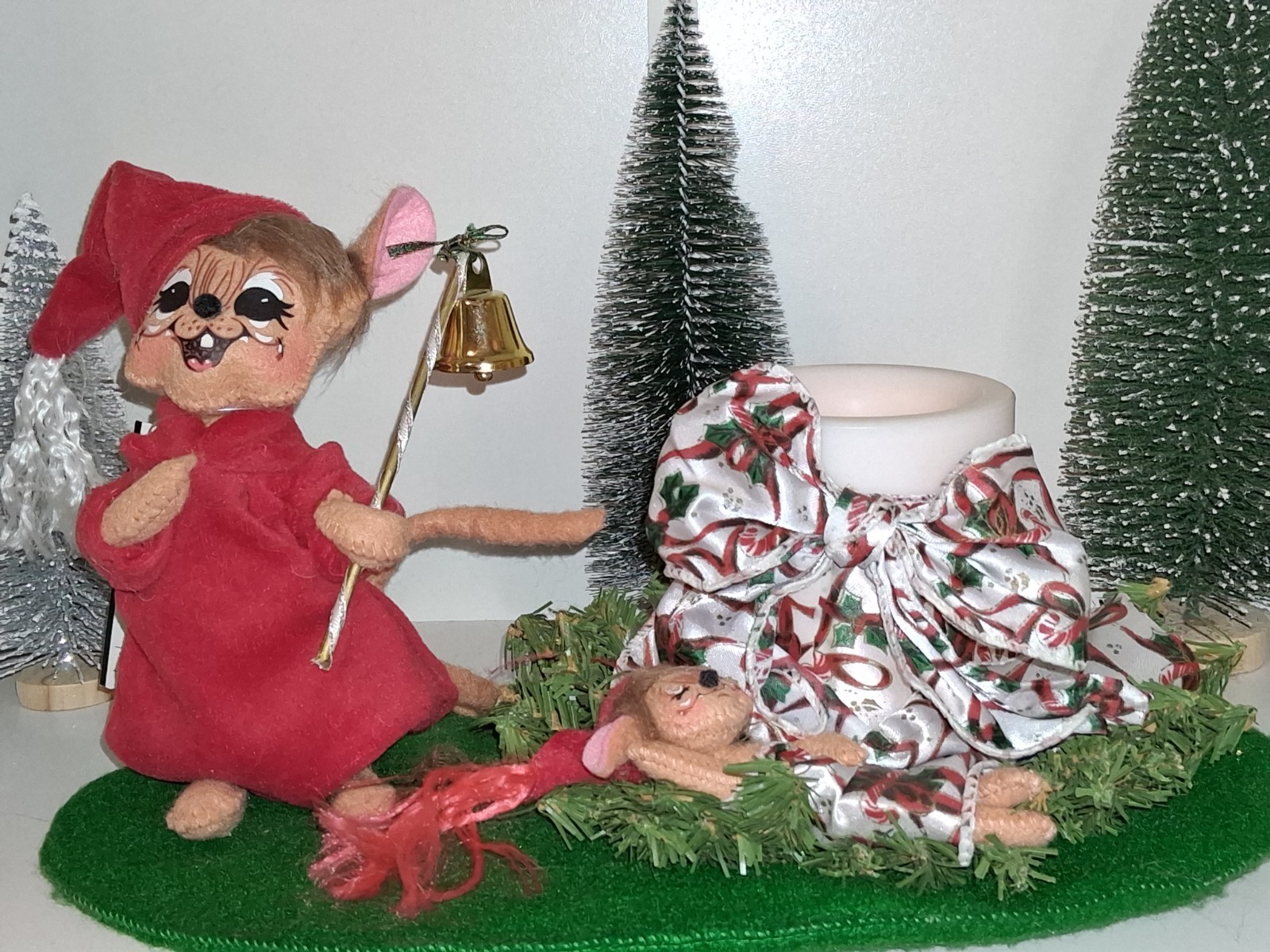 ANNALEE LIGHTS CHRISTMAS MICE  CANDLE HOLIDAY DISPLAY Highly Sought After