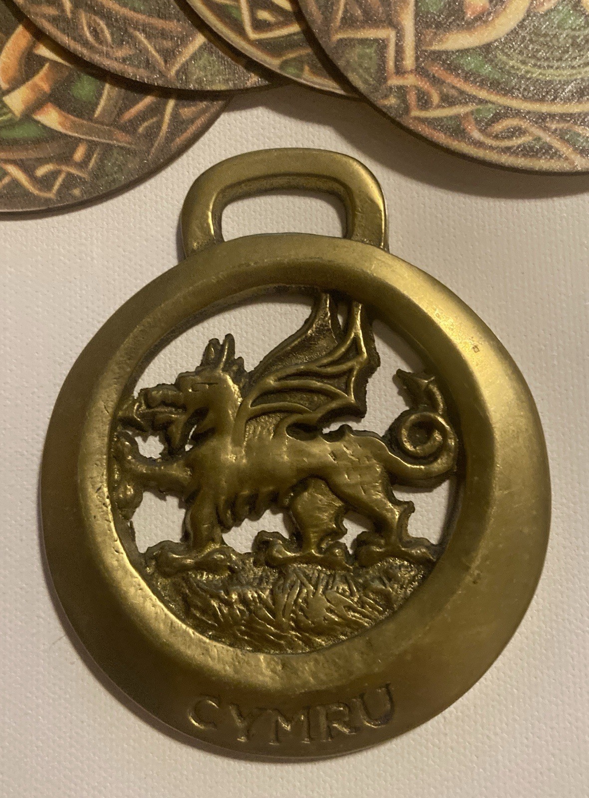 LARGE VINTAGE WALES DRAGON BRASS from ENGLAND + FOUR NEW CELTIC SYMBOLS COASTERS