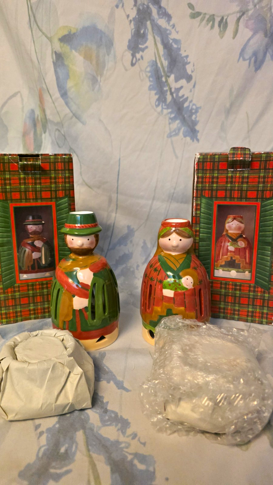 VTG Villeroy & Boch Tartan Nativity Tealight Candle Holder Mary Joseph NEW Box VTG Villeroy & Boch Tartan Nativity Tealight Candle Holder Mary Joseph NEW Box