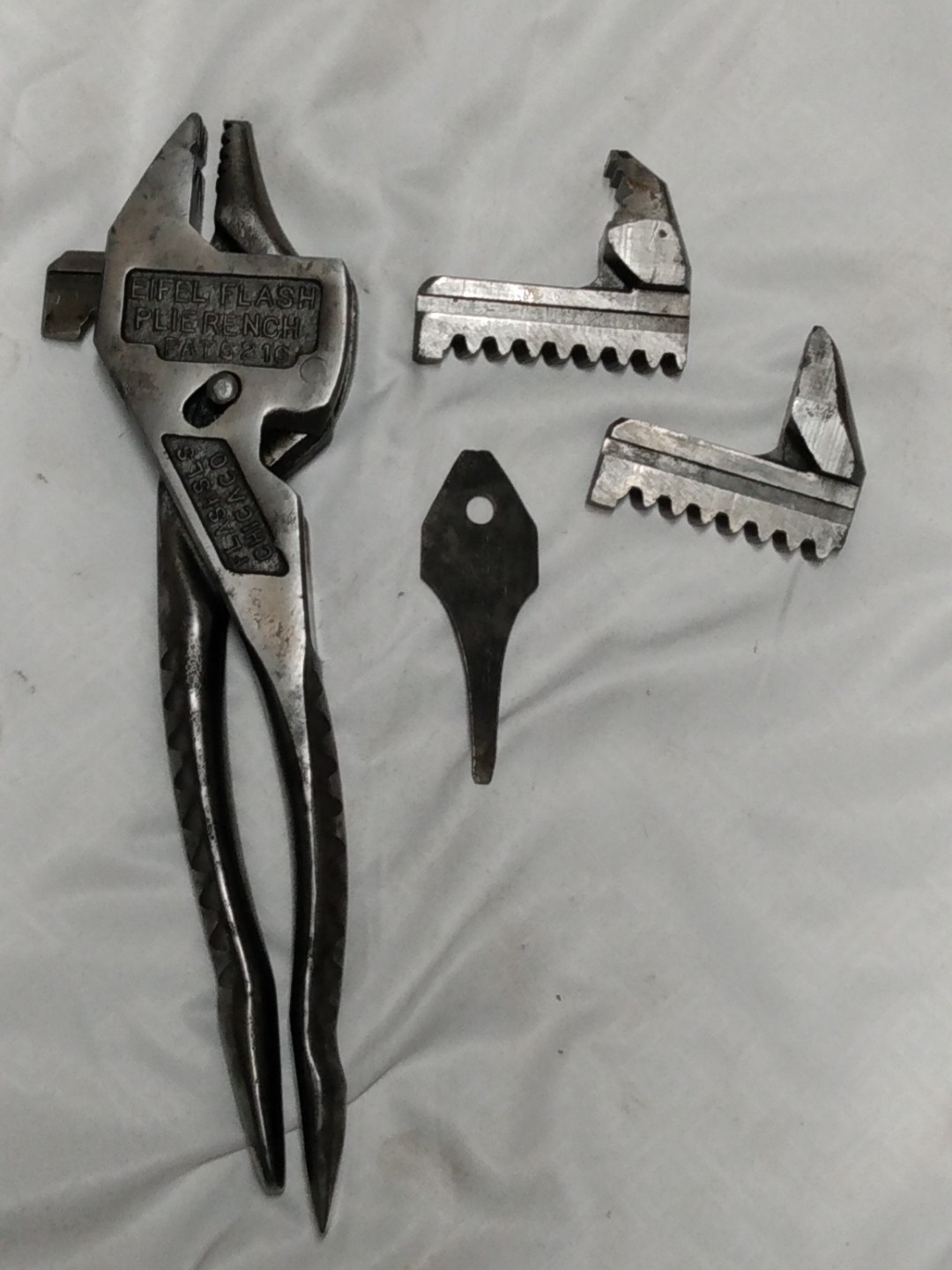 Vintage Eiffel Flash Plierench Kit w/3 Jaws and Screwdriver
