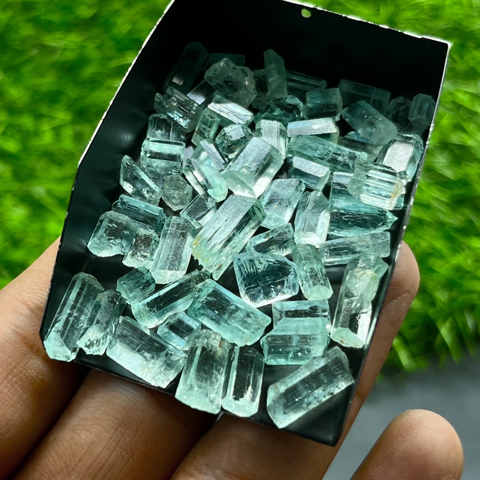Natural Nigerian Emerald Pencil Rough Lot, 89 Ct, 59 Pcs, 5- 13 mm Green Beryl