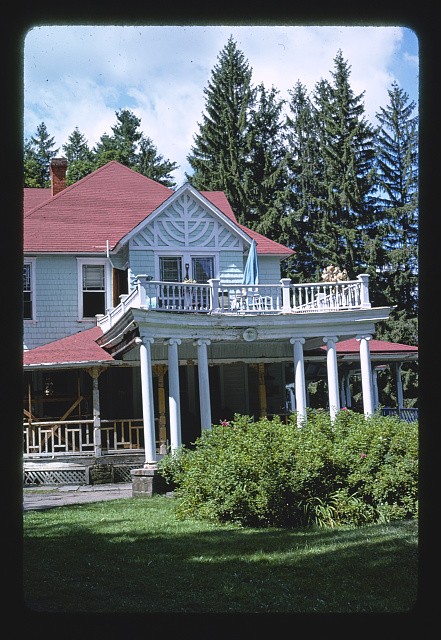 Photo:Fleischmanns New York Fleischmanns Park Hotel Entry 1978
