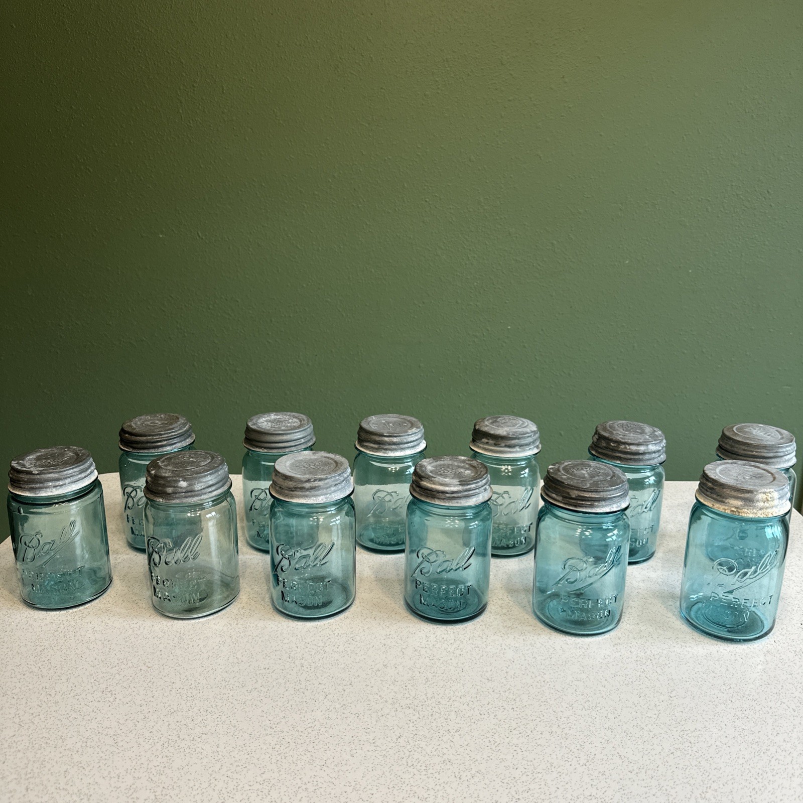 Lot 12 Vintage Blue Ball Perfect Mason Pint Jars Zinc Lids Wedding Centerpieces