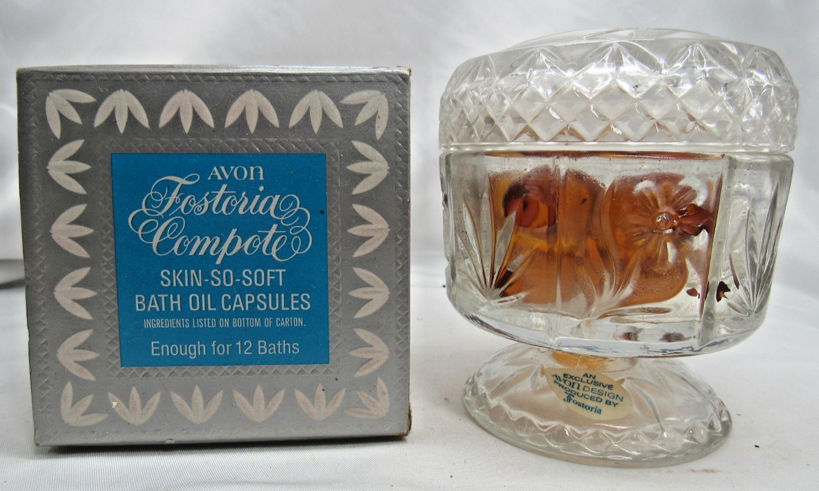 Vintage 1974 Avon Fostoria Compote Skin-So-Soft Bath Oil 7 Capsules Box