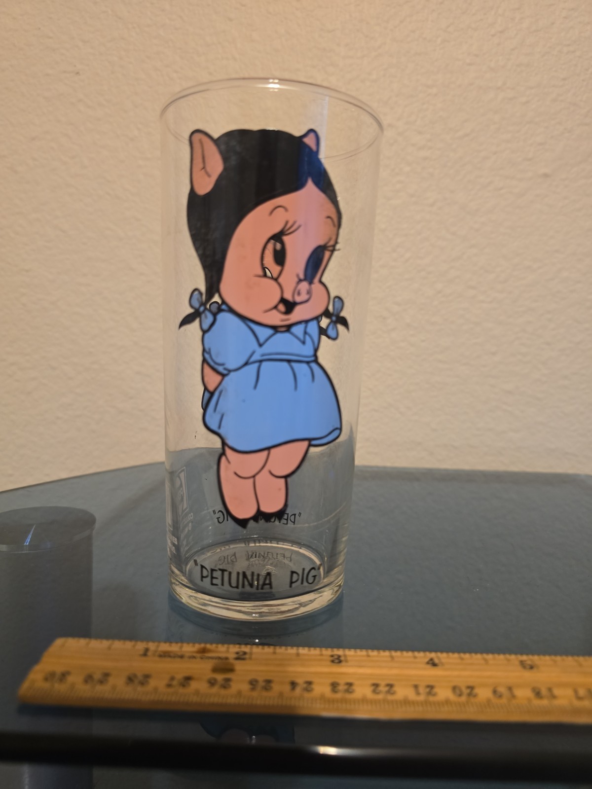 1973 Looney Tunes Pepsi Tumbler Petunia Pig