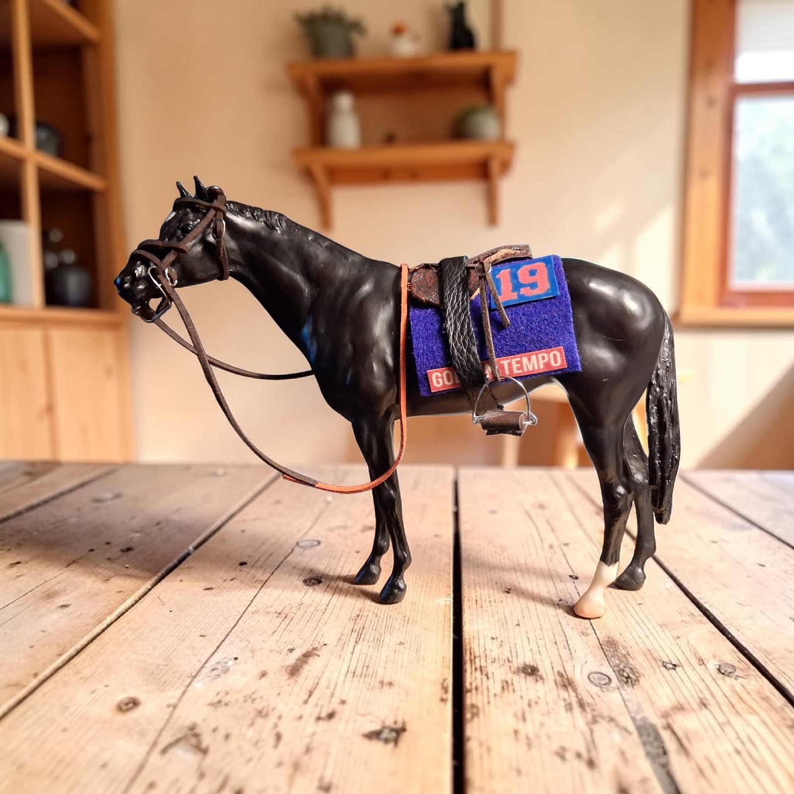 Breyer horse custom Golden Tempo Kentucky Derby Winnie Saddle Set Breyer horse custom Golden Tempo Kentucky Derby Winnie Saddle Set