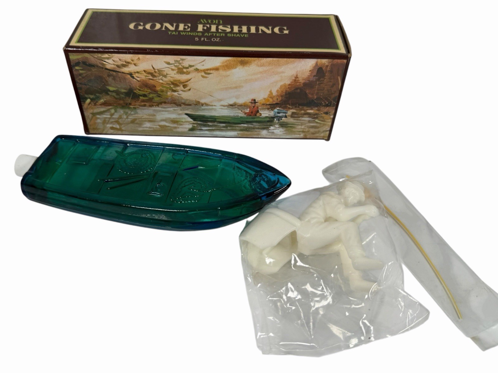 Vintage Avon Gone Fishing 5 Fl Oz Spicy After Shave Aqua Blue Full Bottle