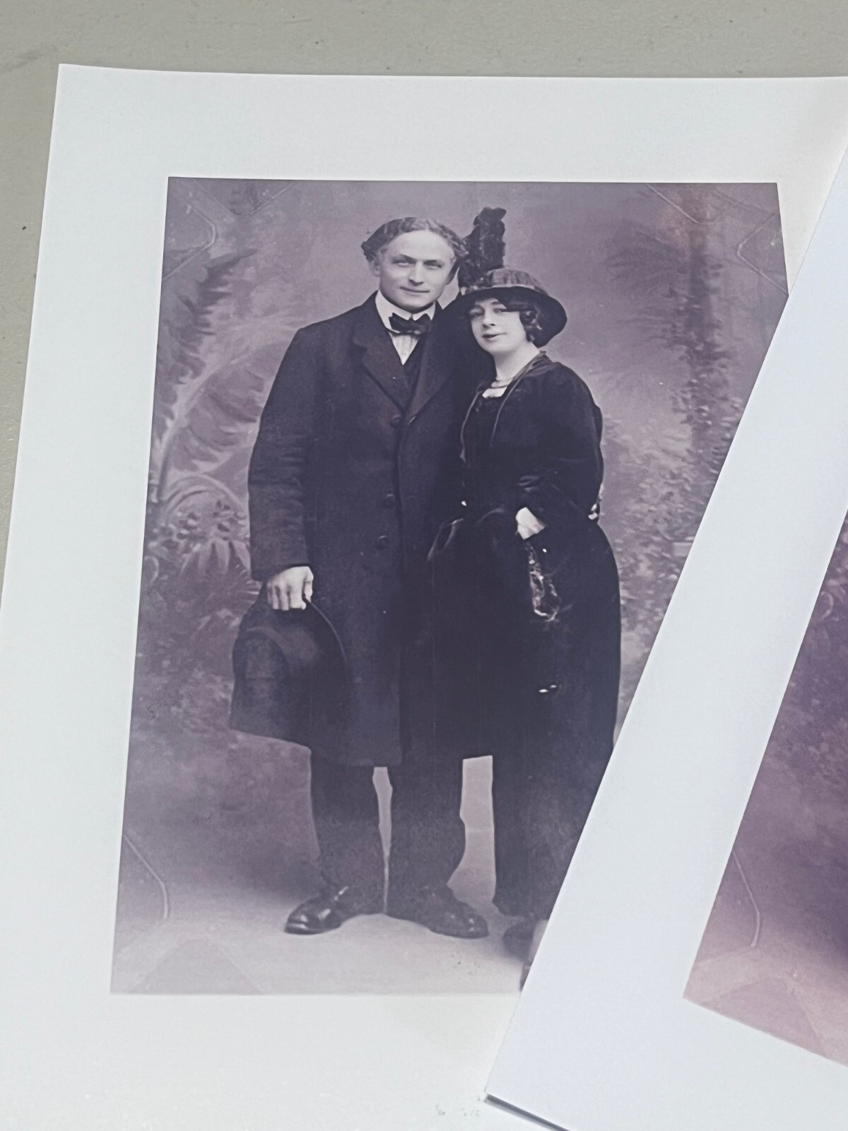 Bess and Harry Houdini, a nice reprint portrait of a lovely couple, DEC 1903