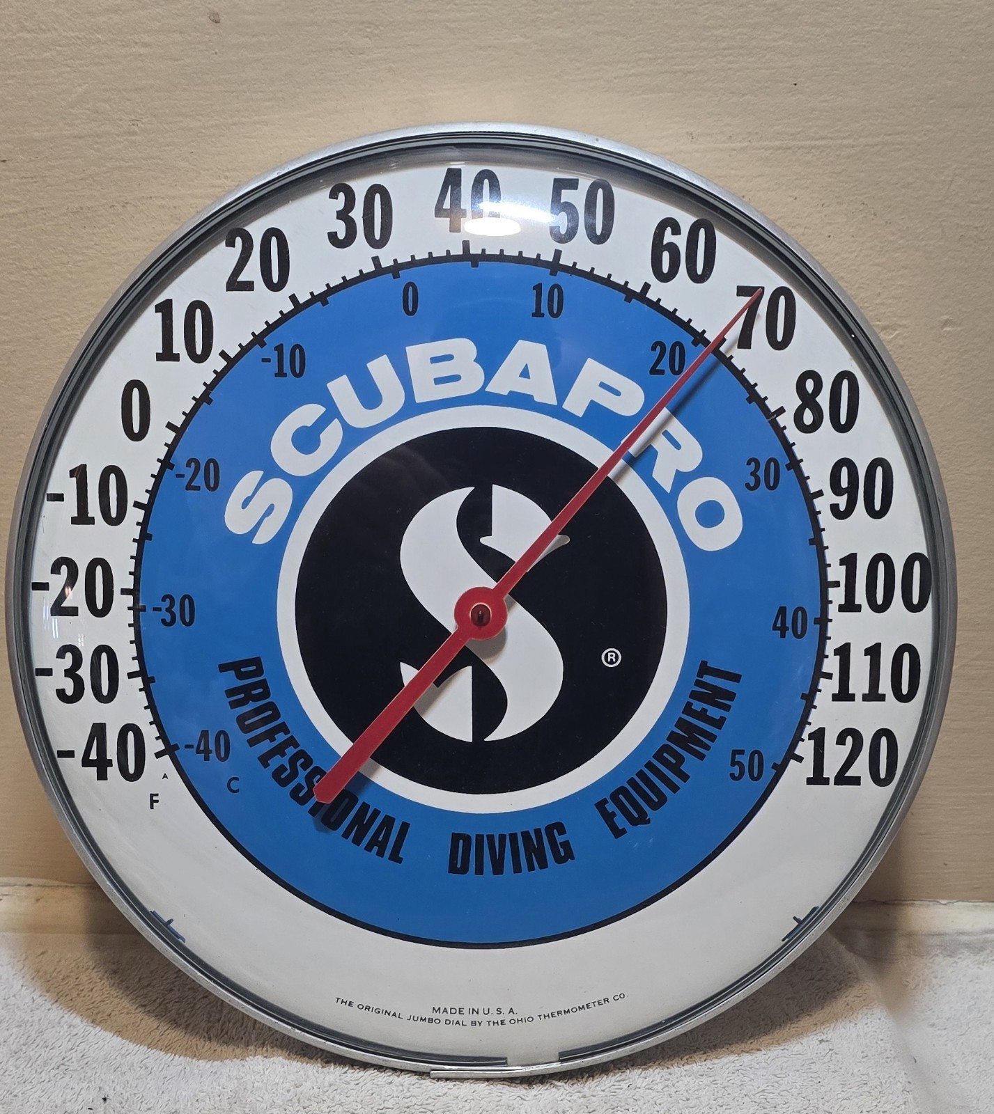 SCUBAPRO Professional Diving Equipment Vintage Advertising Thermometer shop sign SCUBAPRO Professional Diving Equipment Vintage Advertising Thermometer shop sign