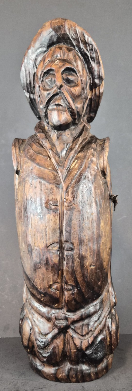 Vintage Spanish Carved Wooden Conquistador Wine Bottle Hider/ Holder RARITY