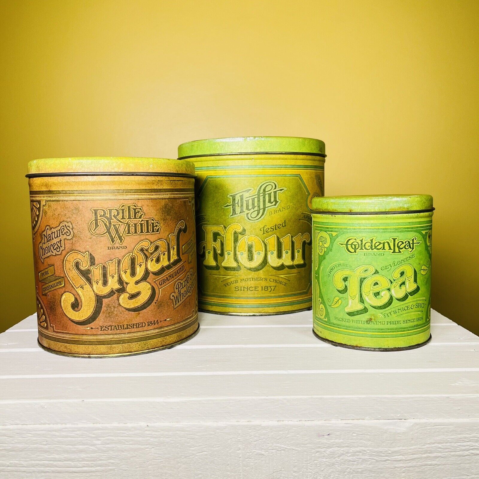 Vintage 3 Ballonoff Canisters Metal Kitchen Decor Sugar Flour Tea Made USA 1977