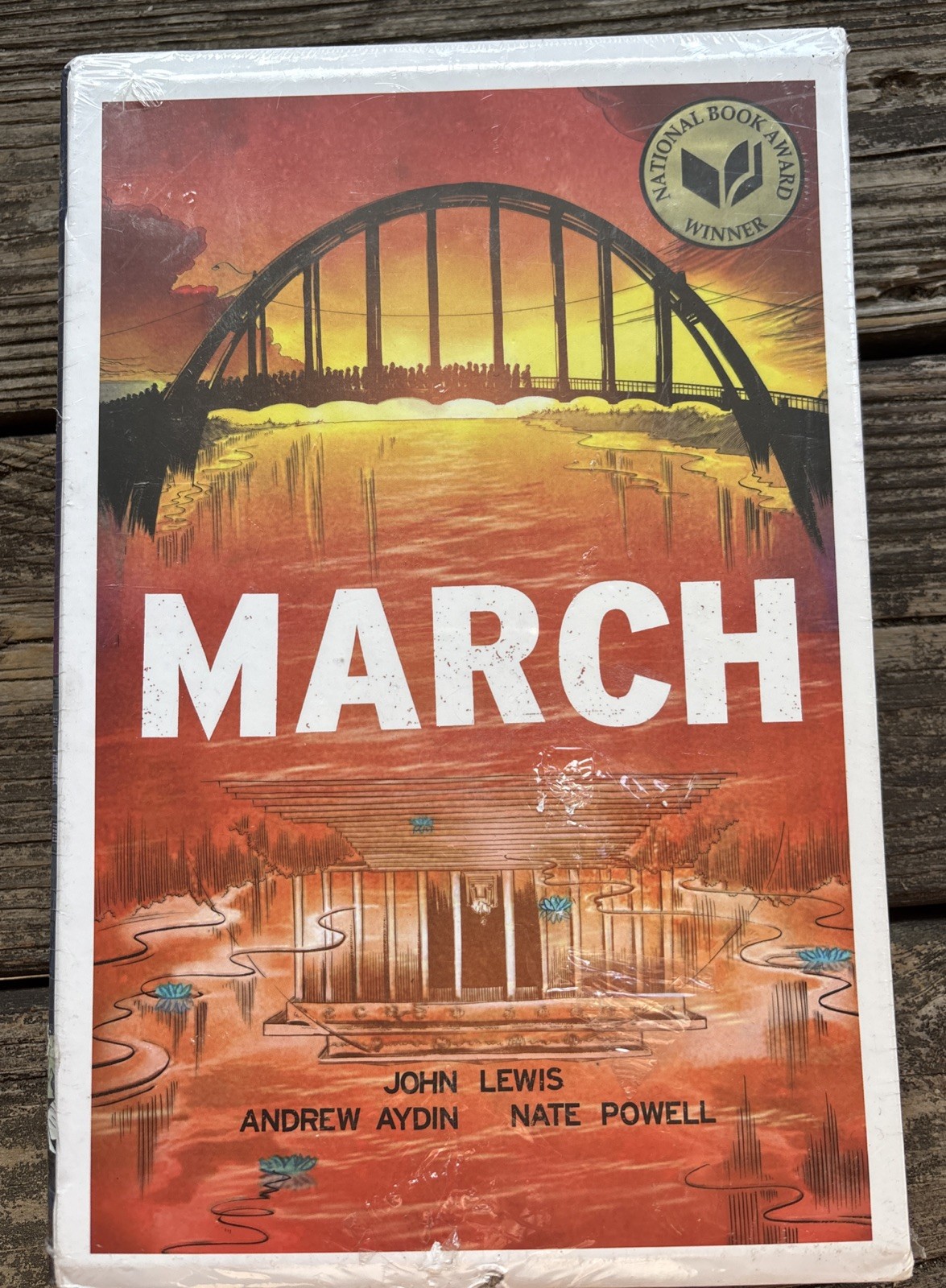 March-Trilogy Slipcase Set (IDW Publishing September 2016)