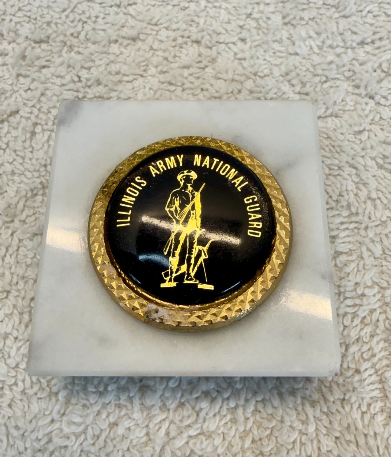 Vintage Illinois Army National Guard Paperweight Marble Base Gold Black Emblem