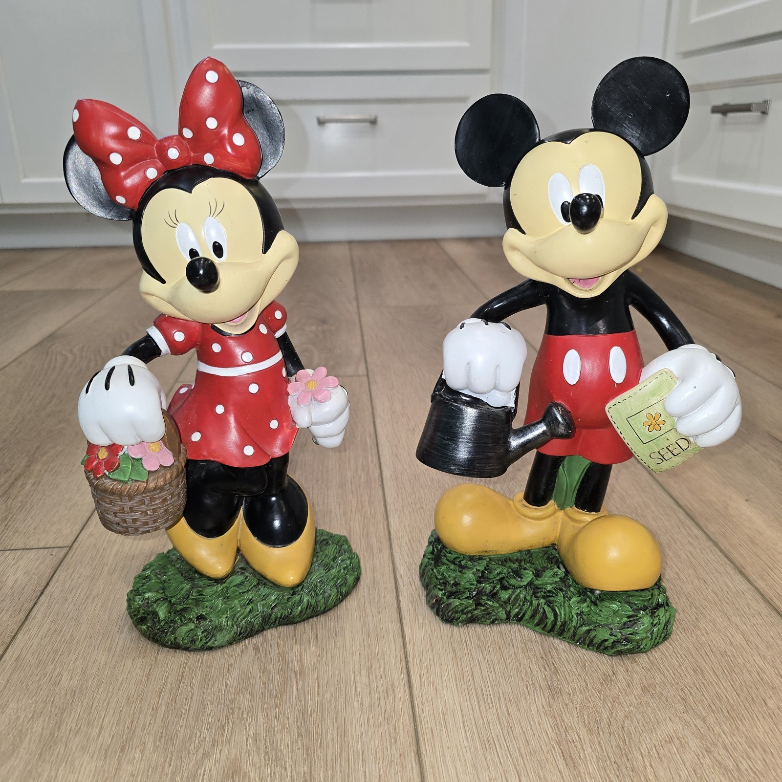 Vintage K-Mart Disney Mickey & Minnie Mouse Floral Garden Statuettes Resin 