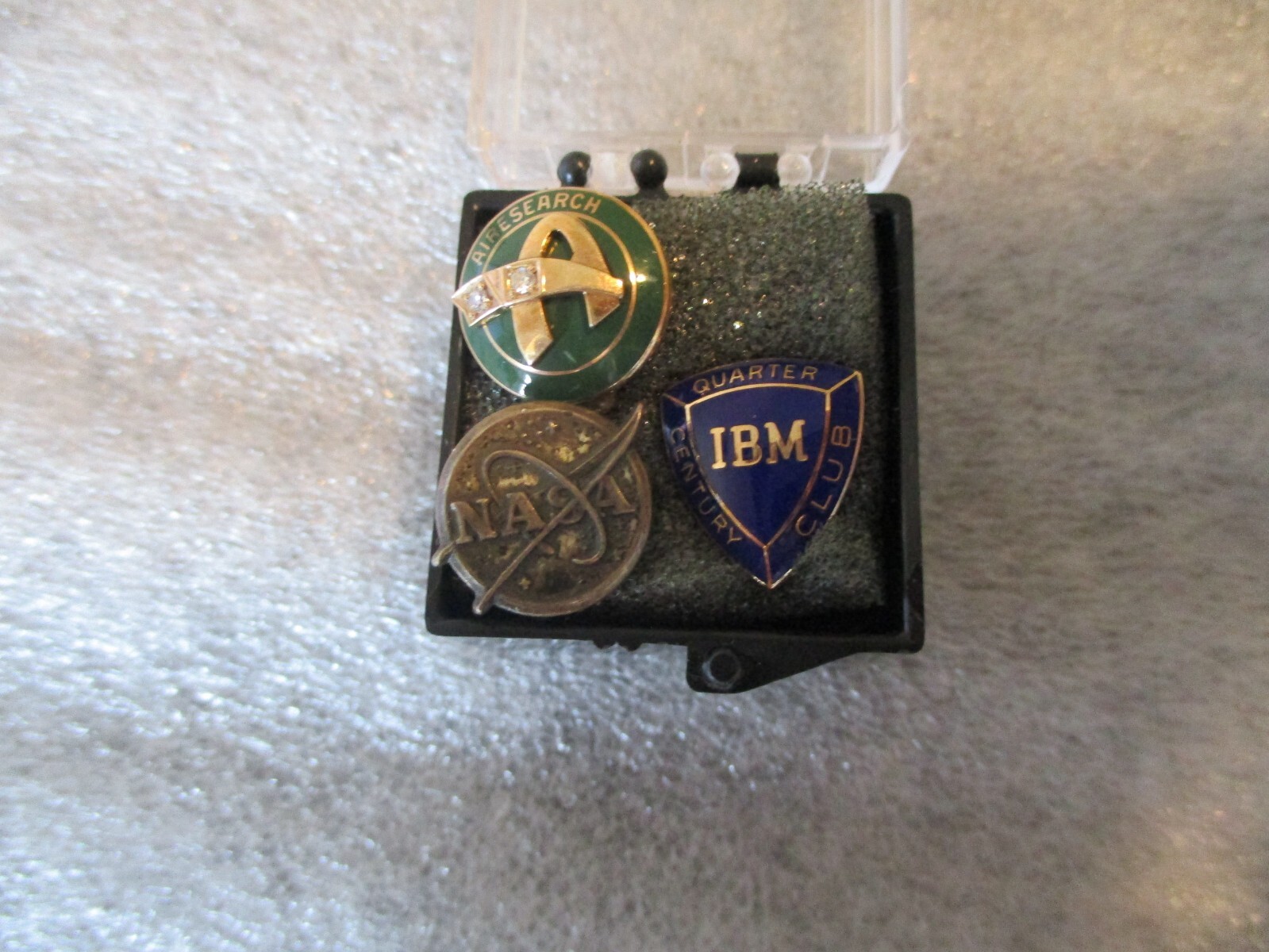 SET NASA IBM AIRESEARCH PINS-3- 10KT & STERLING DIAMONDS-NASA MSFC ENGINEER-READ SET NASA IBM AIRESEARCH PINS-3- 10KT & STERLING DIAMONDS-NASA MSFC ENGINEER-READ