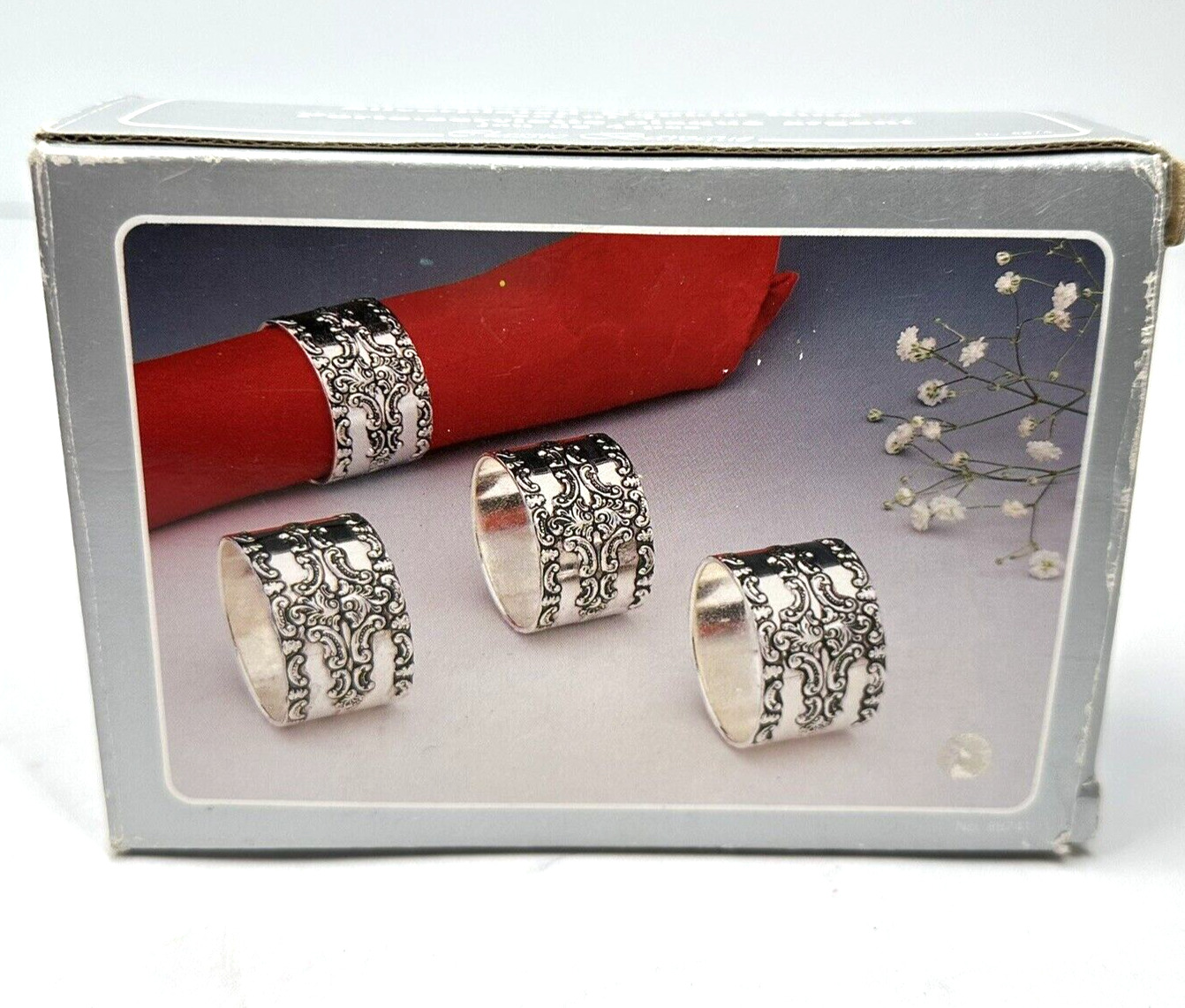 Silver plated Napkin Rings Classic Baroque set of 4 New in Box