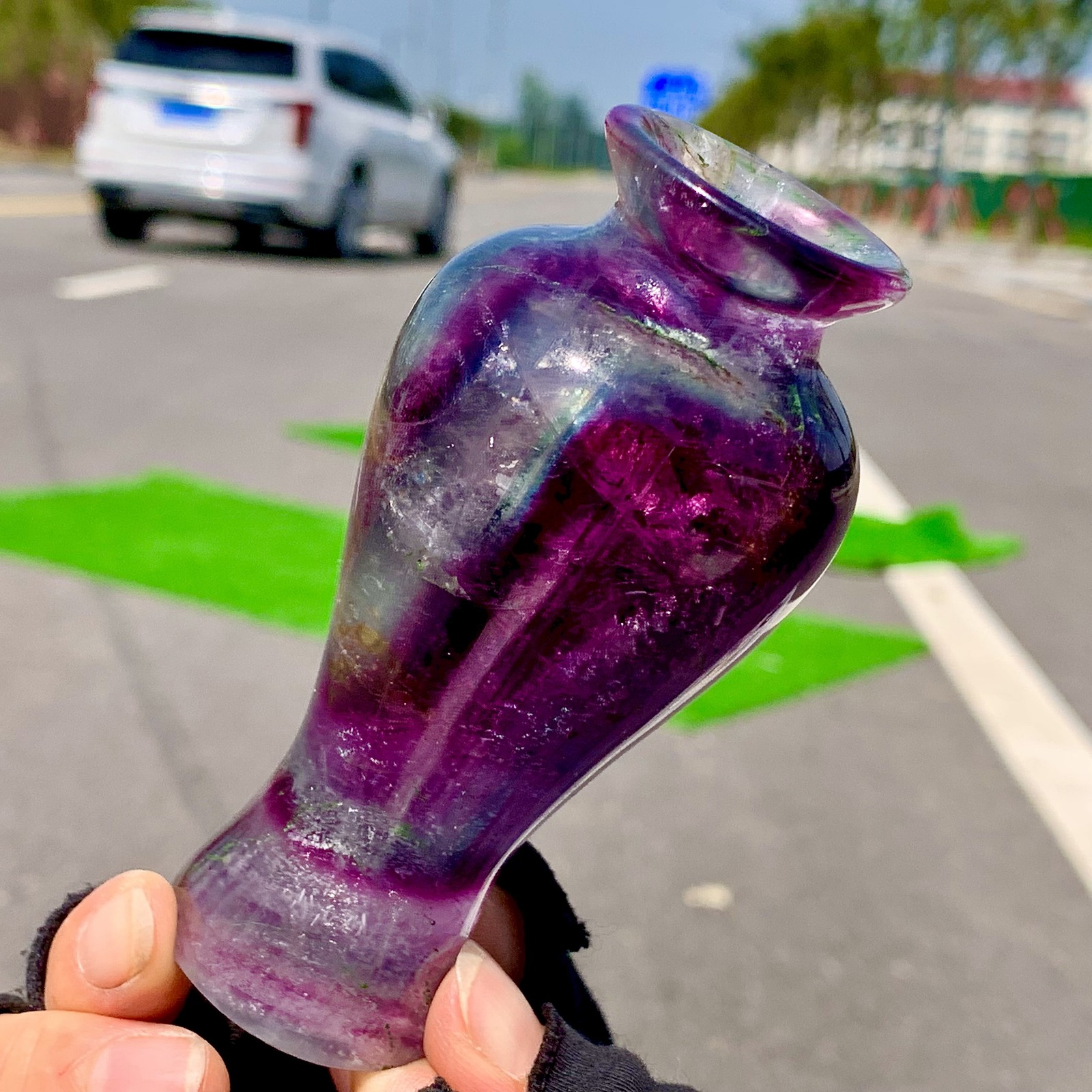 322G Natural Beautiful Colours Fluorite Crystal Carving vase Healing