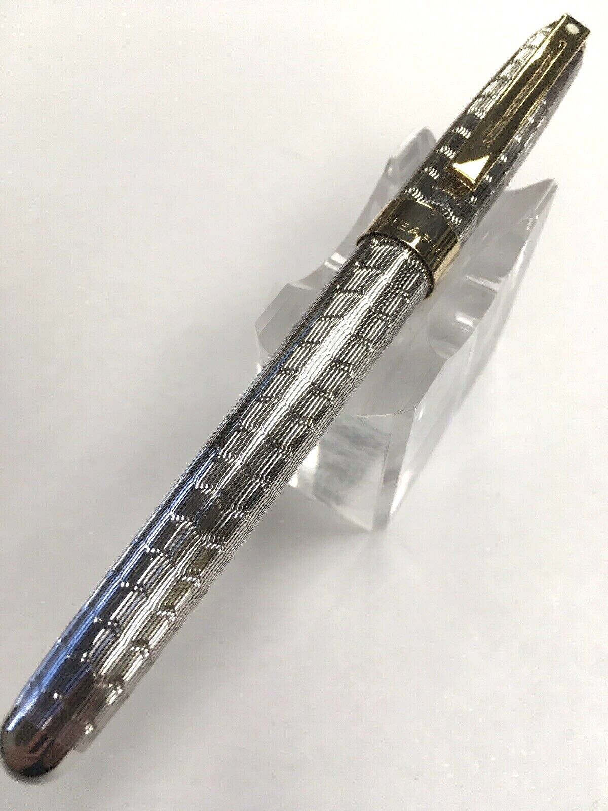 Sheaffer Prelude Signature Silver Plate Snakeskin Engraved “M” Nib Fountain Pen