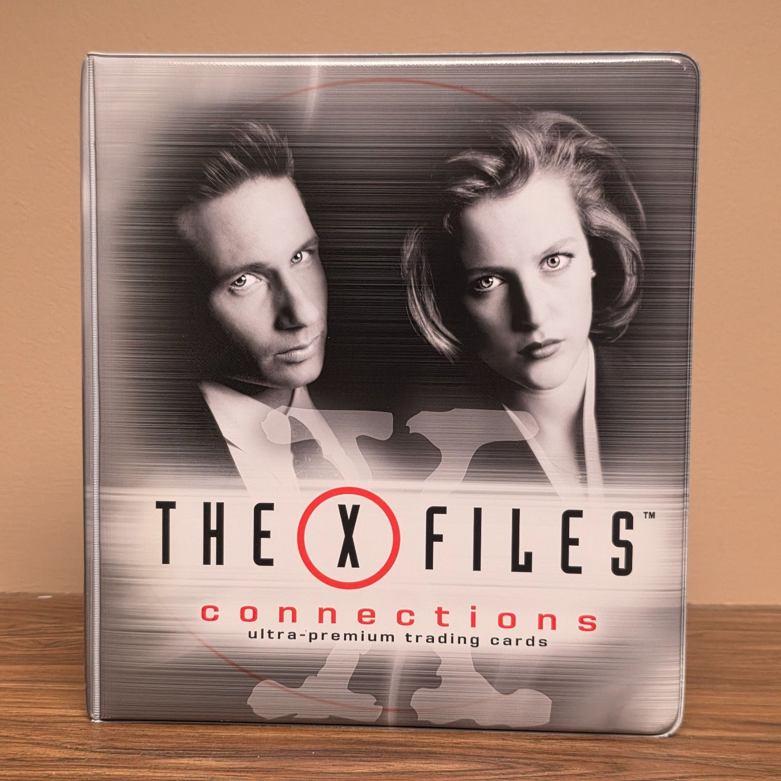 Inkworks The X-Files Connections Official Trading Card Binder