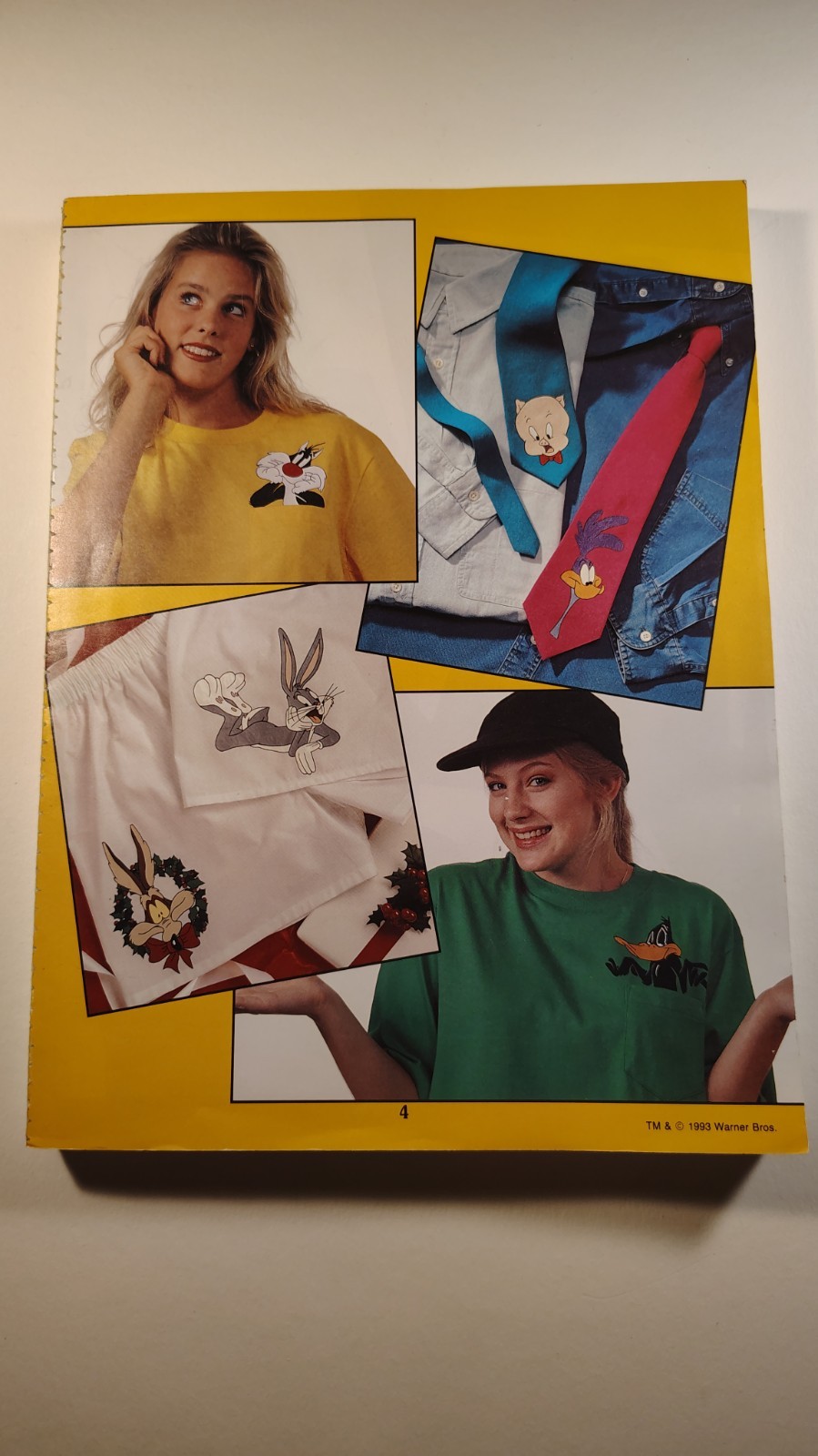 Vintage 1993 Looney Tunes Iron On Transfer Book Unused Pages Bugs Bunny Daffy WB
