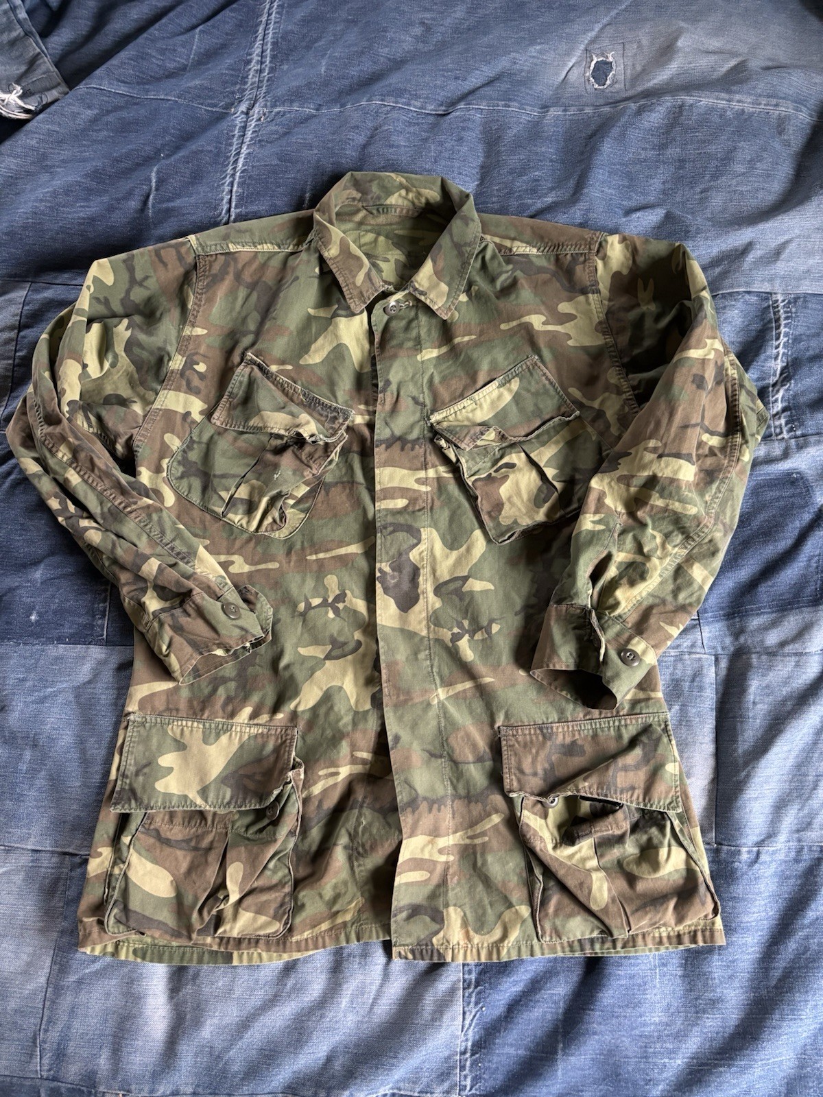 Vintage 1960s 70s Vietnam War Camo Slant Pocket Jungle Jacket Fits Large 23x31 Vintage 1960s 70s Vietnam War Camo Slant Pocket Jungle Jacket Fits Large 23x31