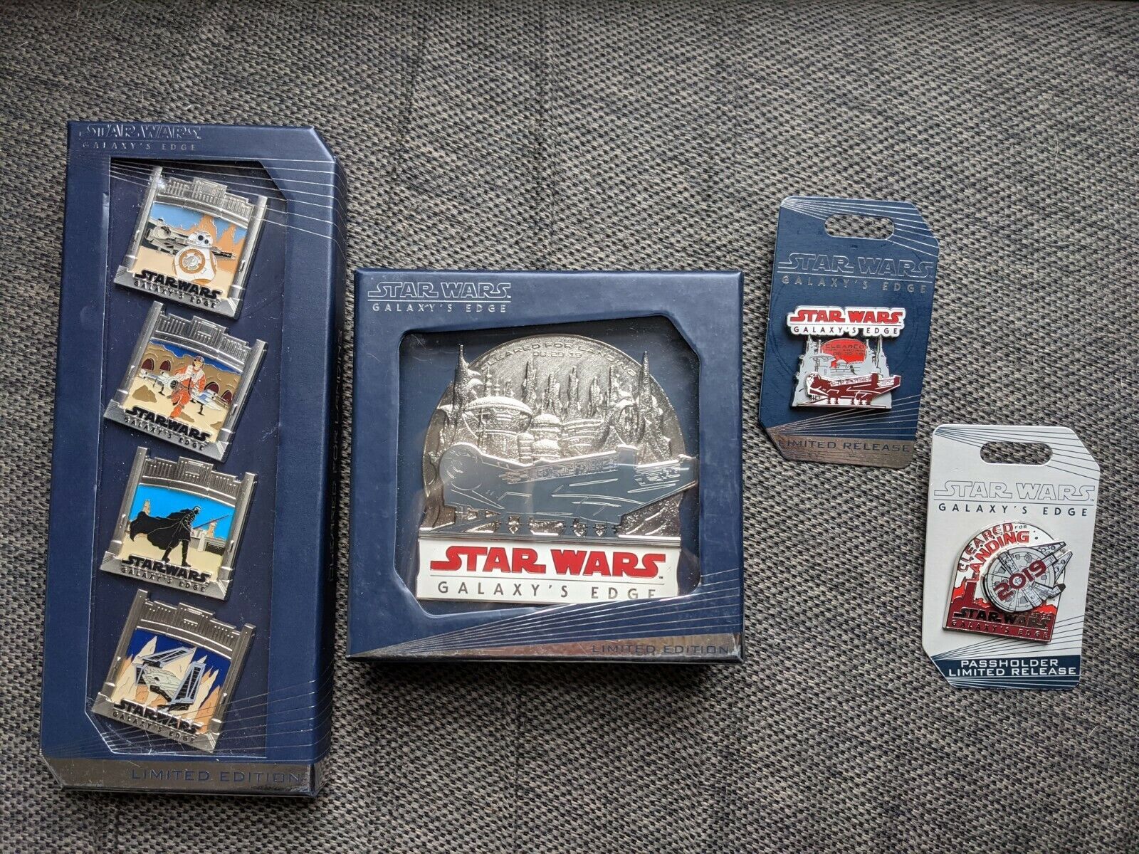 NEW Star Wars Galaxy\'s Edge Opening Day Pins Lot Box LE LR Falcon Batuu Jumbo