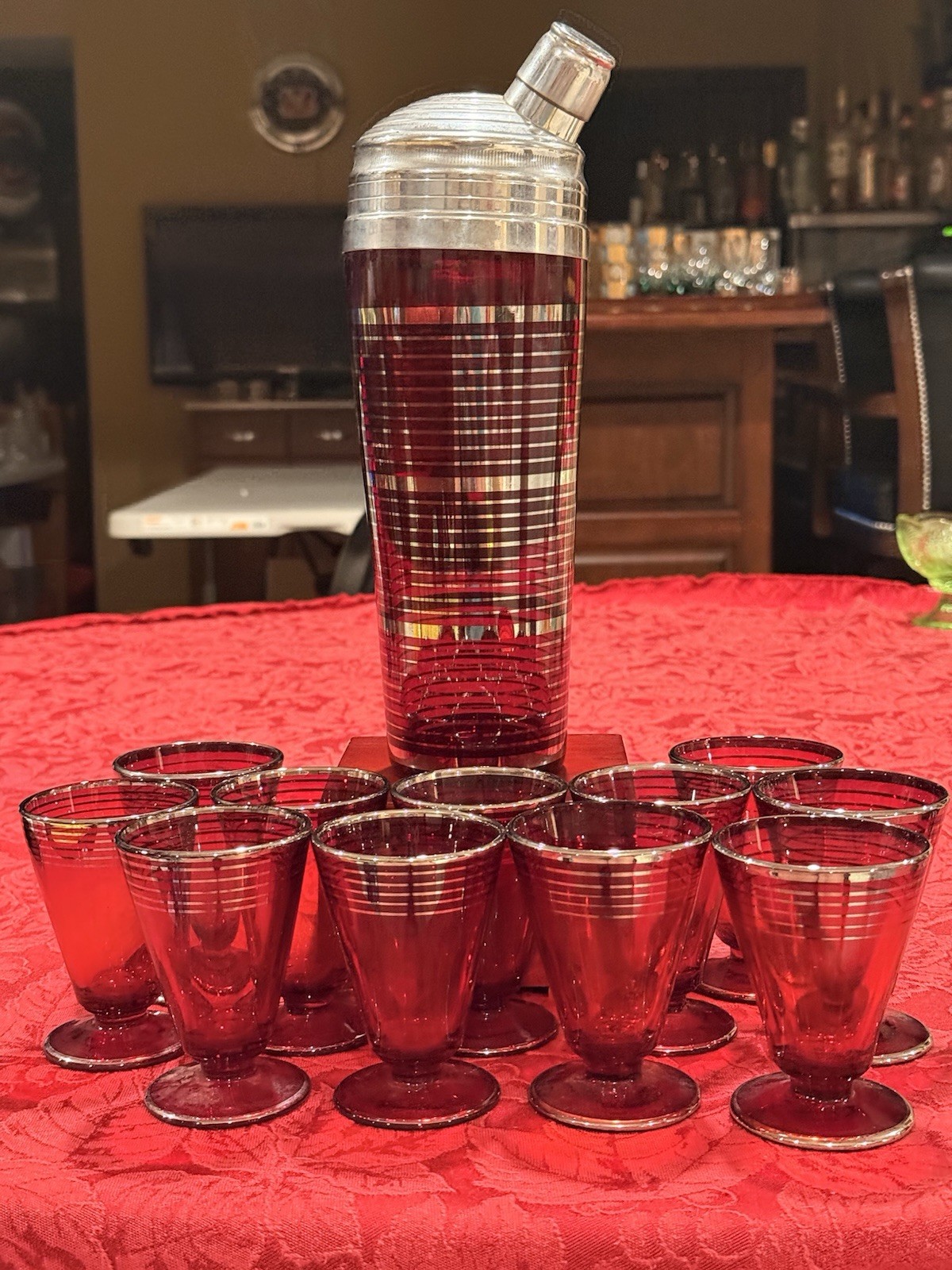 1930s Paden City Ruby Red Art Deco Cocktail Shaker W/ Set Of 11 Matching Glass
