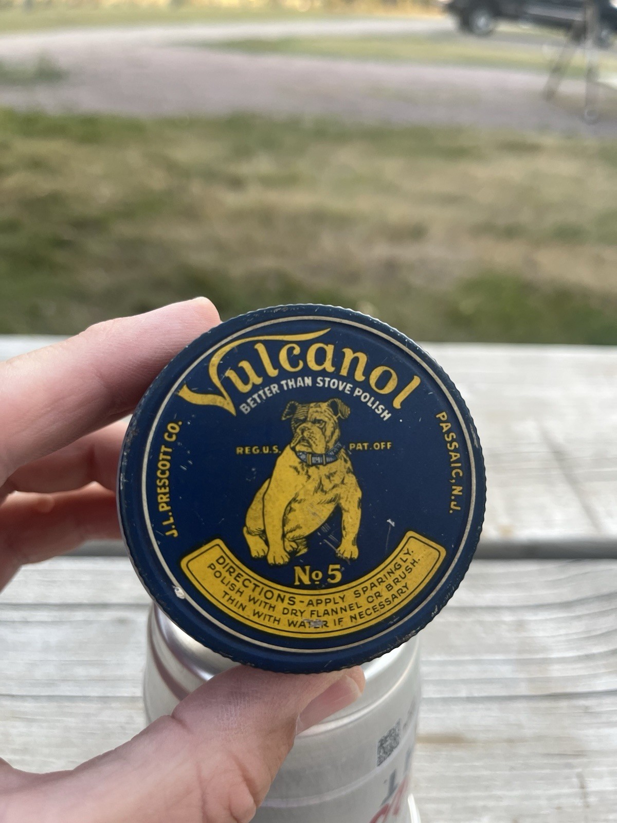 VTG 1920S VULCANOL BETTER THAN STOVE POLISH BULL DOG BULLDOG LOGO
