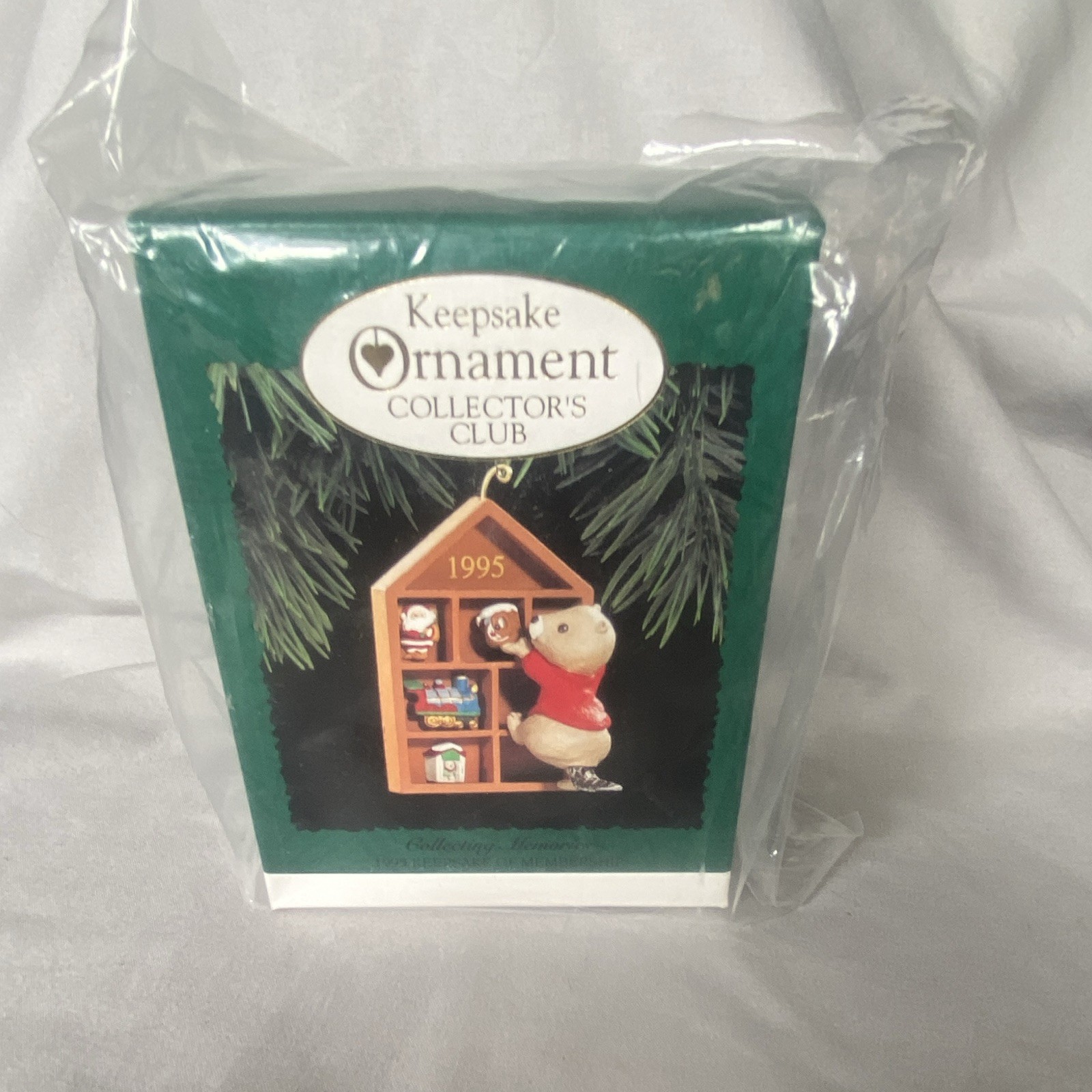 Hallmark Keepsake Collector’s Club Christmas Ornament Dated 1995