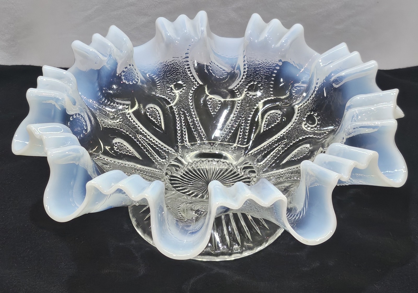 Vintage Dugan White Blue Ruffled Keyhole Opalescent  Bowl Dish Decor