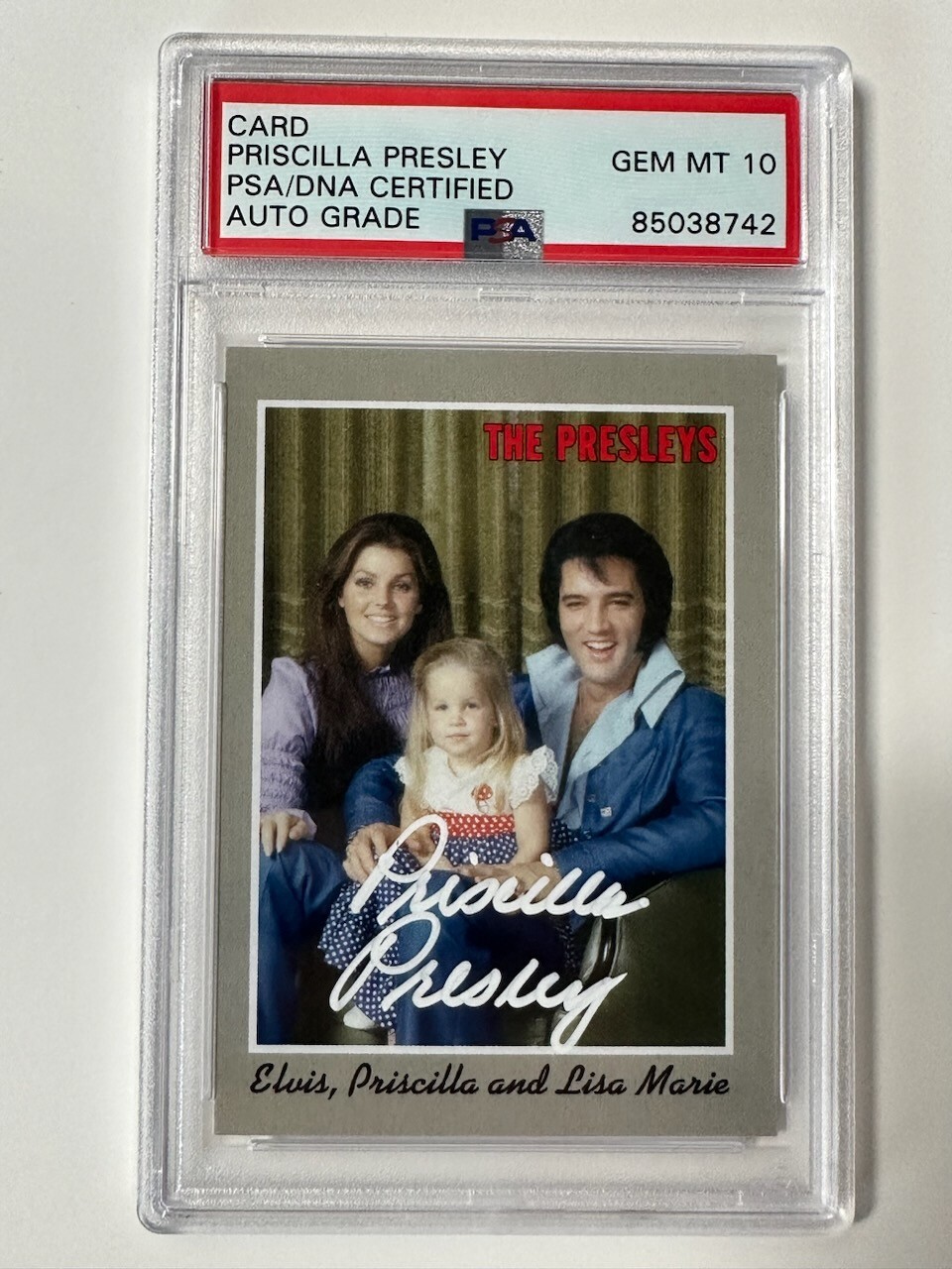 Priscilla Presley Autographed Set Card w/ Elvis PSA/DNA GEM MINT 10 AUTO