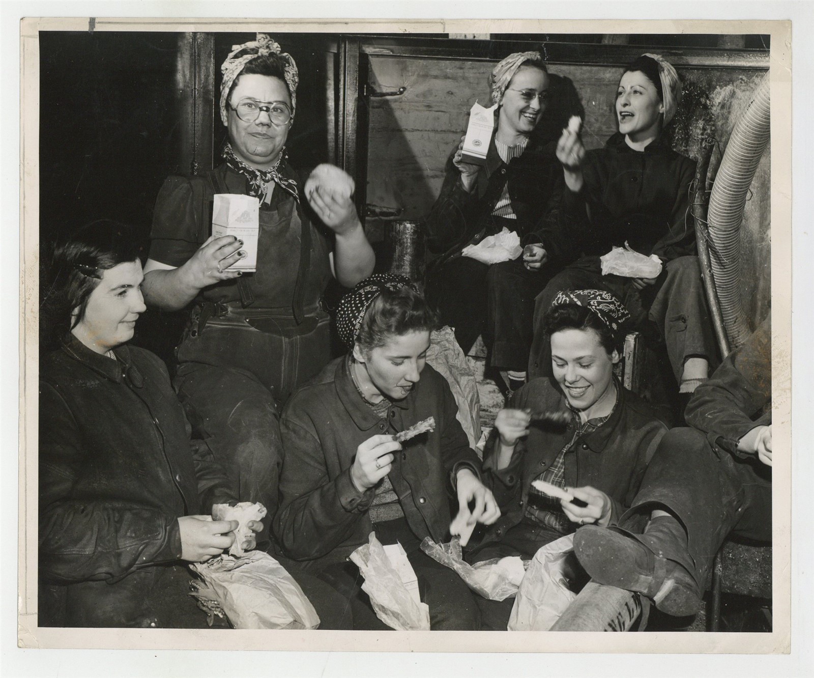 Rosie The Riveter Female Factory Lunchtime 1943 Women\'s Rights WWII Photo J15514 Rosie The Riveter Female Factory Lunchtime 1943 Women\'s Rights WWII Photo J15514