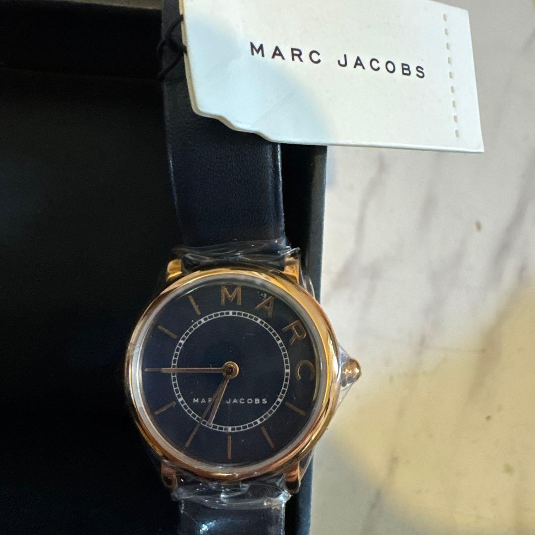 MARC JACOBS Wristwatch Unisex Navy