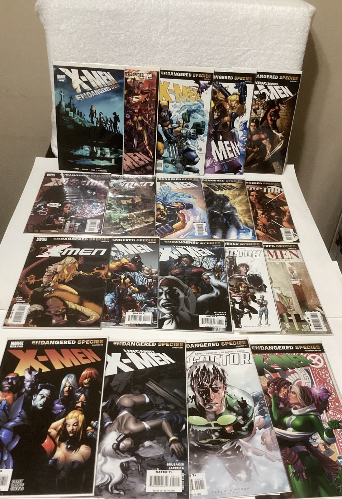 Uncanny X-Men Endangered Species full set 1-17 plus variants ( See Description ) Uncanny X-Men Endangered Species full set 1-17 plus variants ( See Description )