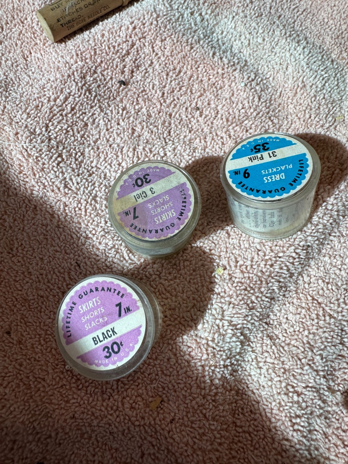 Vintage Zipper Lot 3 Plastic Containers 1950s 60s Dress Skirt Sewing Notions