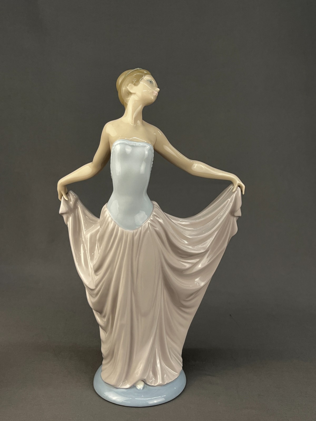 Lladro 5050 The Dancer Retired Porcelain Ballerina 11 3/4