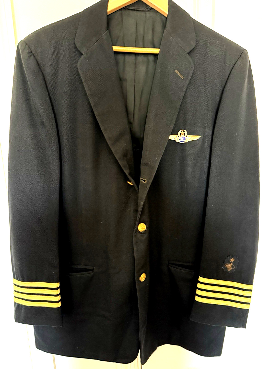 VTG. CUSTOM-TAILORED EASTERN AIRLINES CAPTAIN'S PILOT JACKET w NAME, WINGS 1970