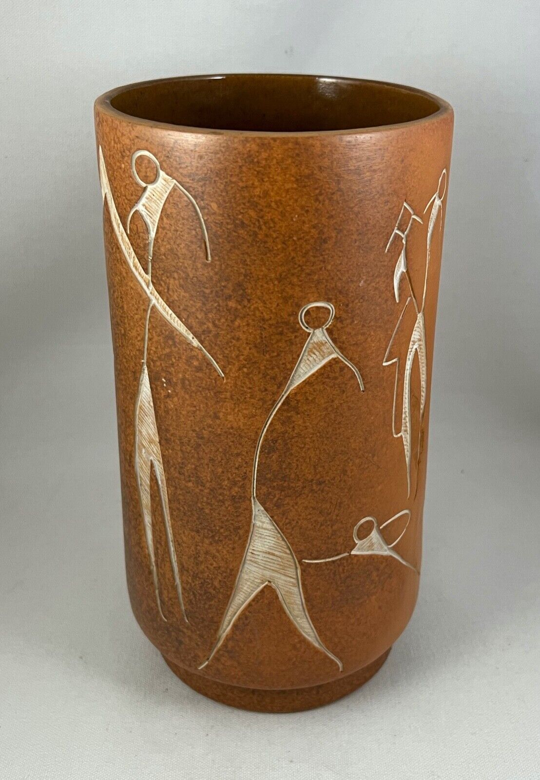 VTG MCM Art Pottery Vase Incised Abstract Primitive Tribal Figures Design 10\