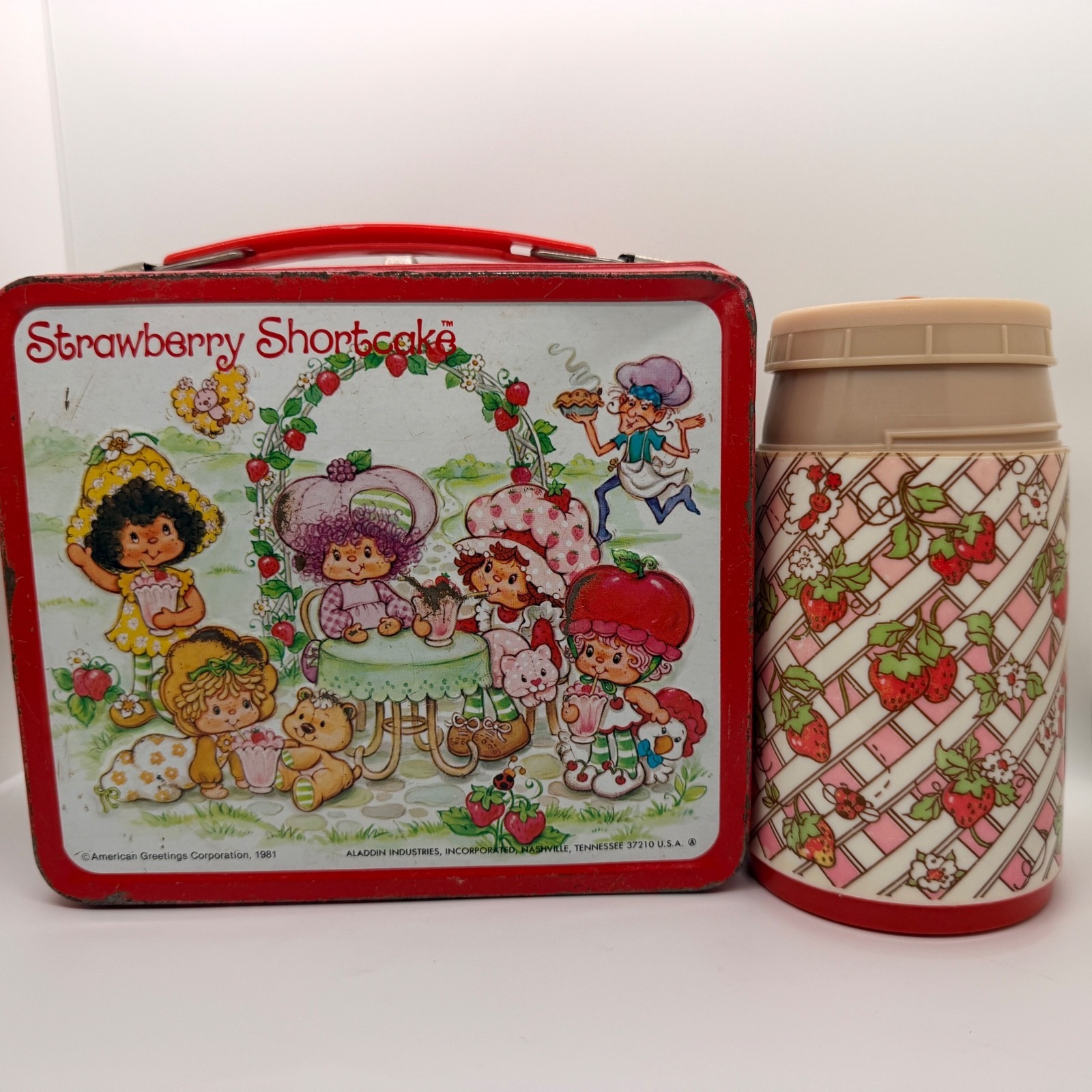 VTG 1981 Strawberry Shortcake Metal Lunchbox Thermos Set