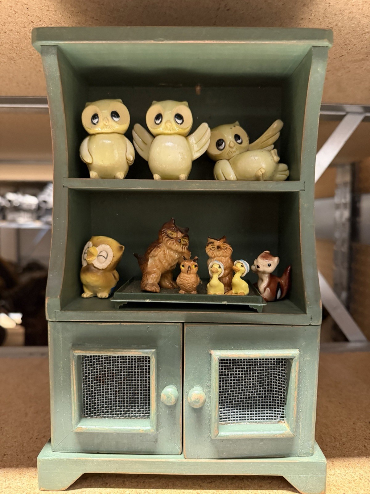 Vintage Miniature Country Green Hutch & 10 Woodland Critters • Retro Kitsch Owl