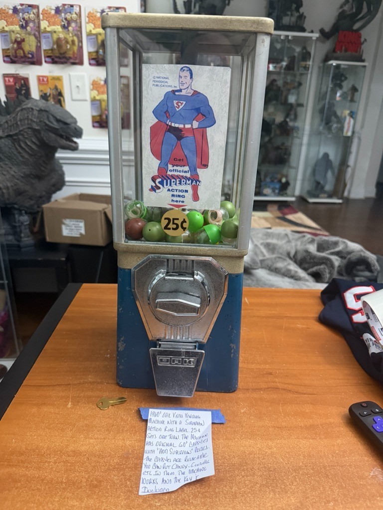 1960's Oak Vista Gumball machine Superman Rings with Key Mancave