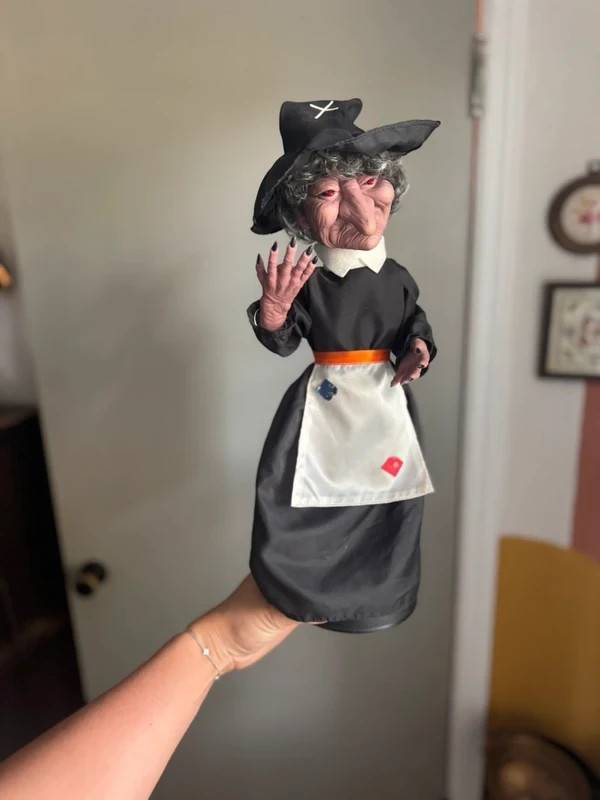 1989 Vintage Telco Witch Motion-ette  ~ Halloween Collectors ~ VGUC
