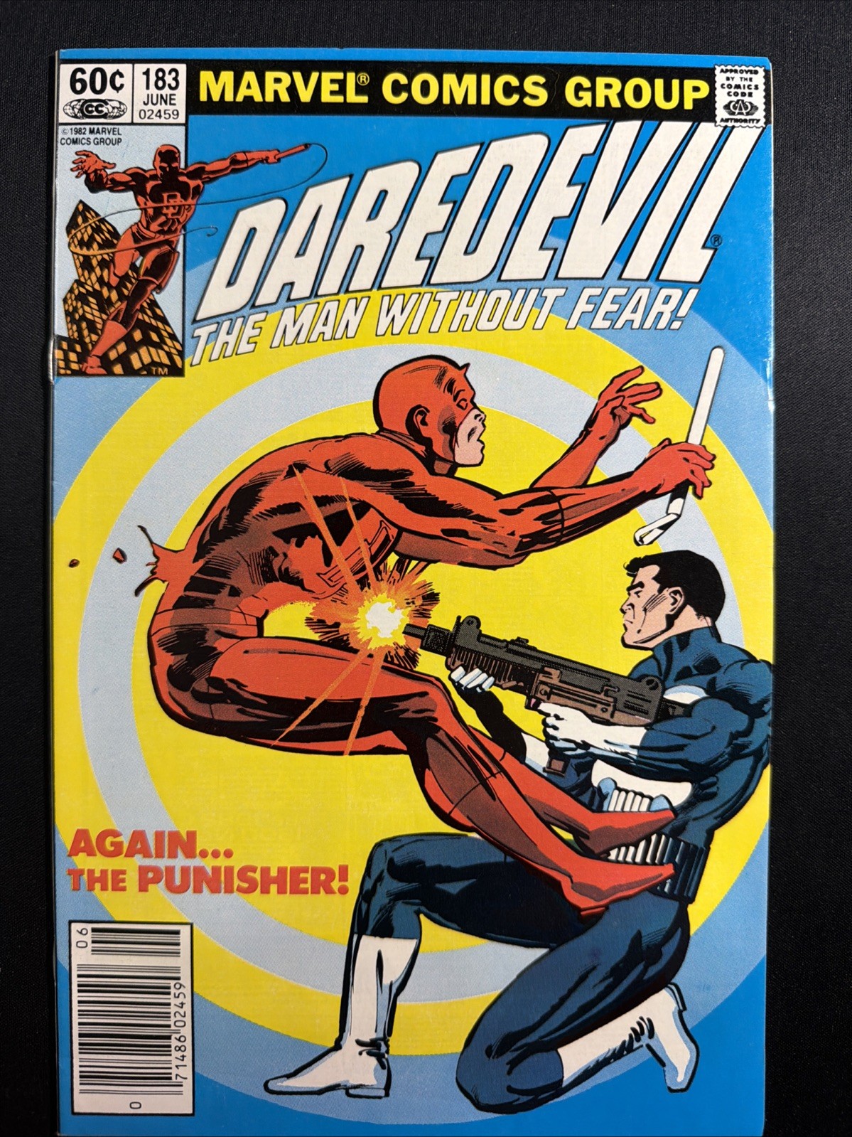 Daredevil #183 1982 Marvel Comics Newsstand Daredevil vs Punisher Cover Fine *A3